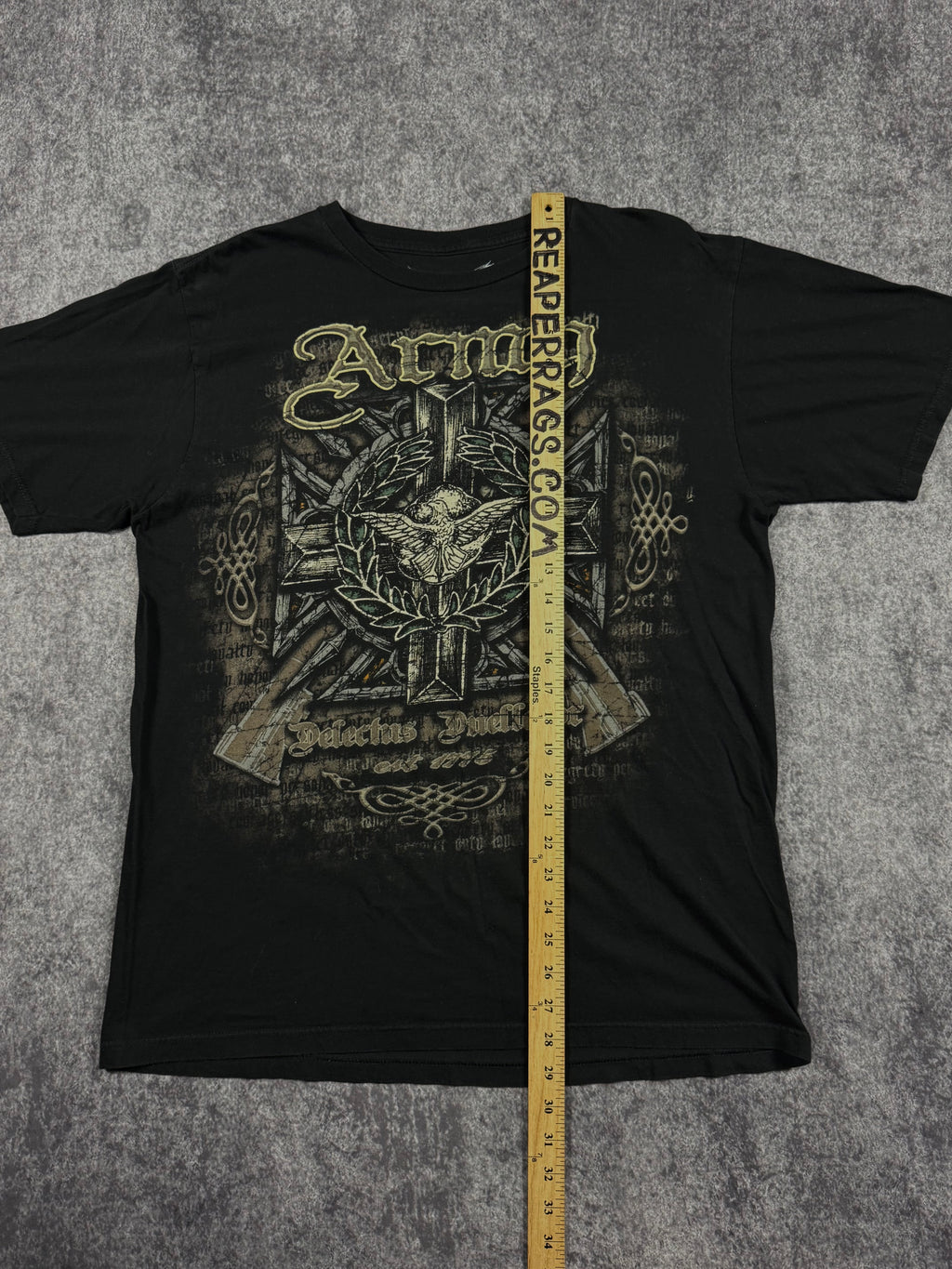 2000s army shirt (L)