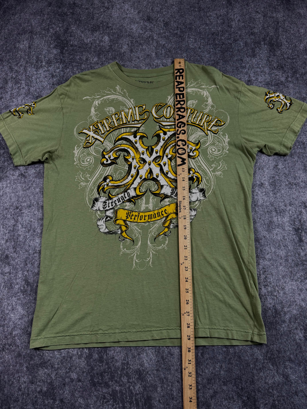(rare) 2000s xtreme couture shirt (L)