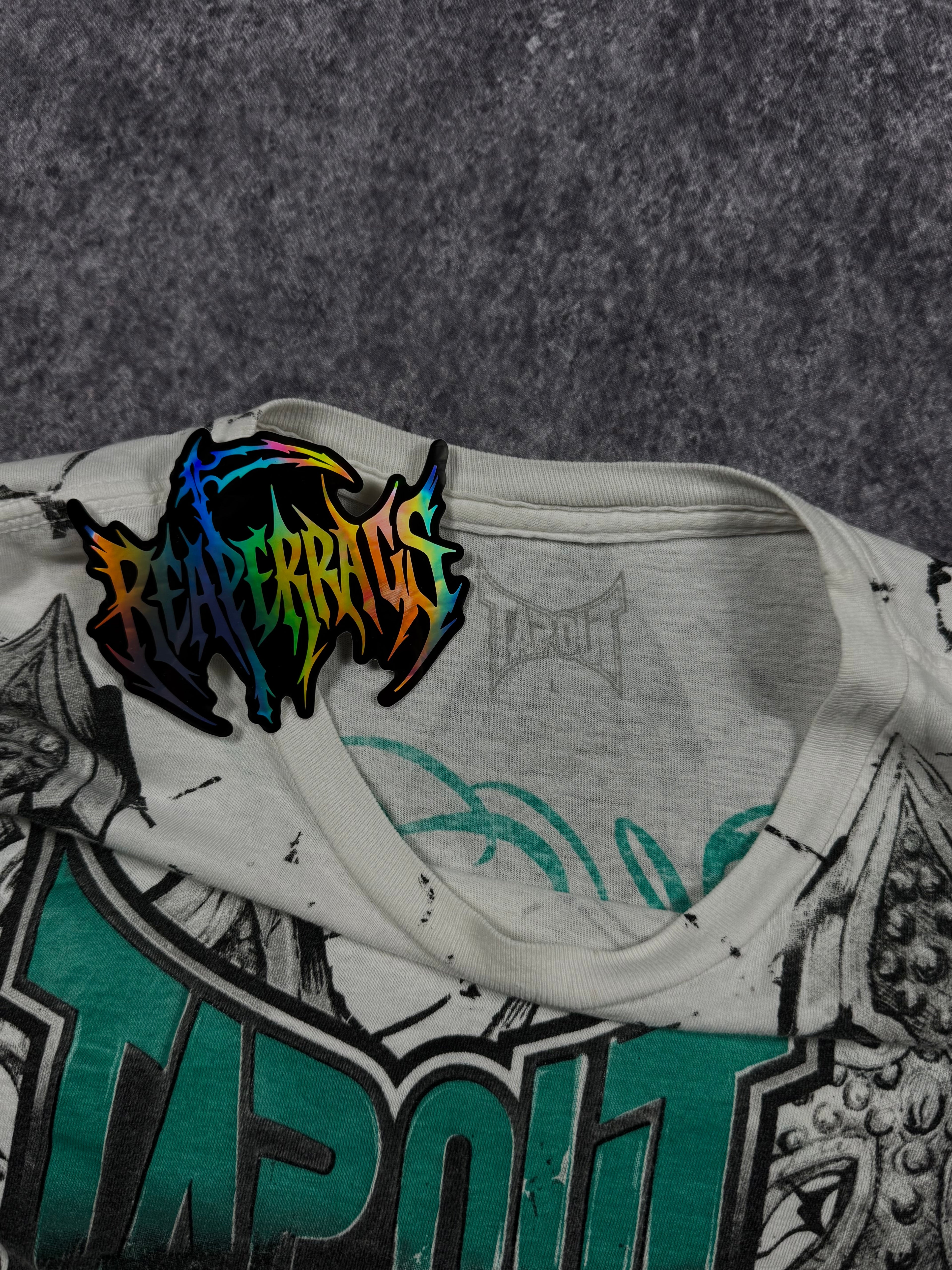 (rare) 2000s tapout shirt (L)