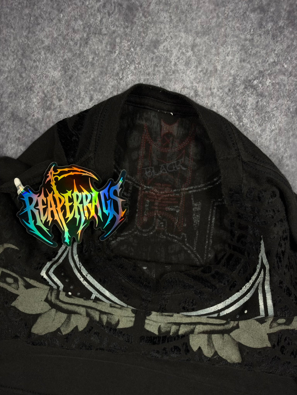(RARE) 2000s TAPOUT x BLACK SHIRT (M)