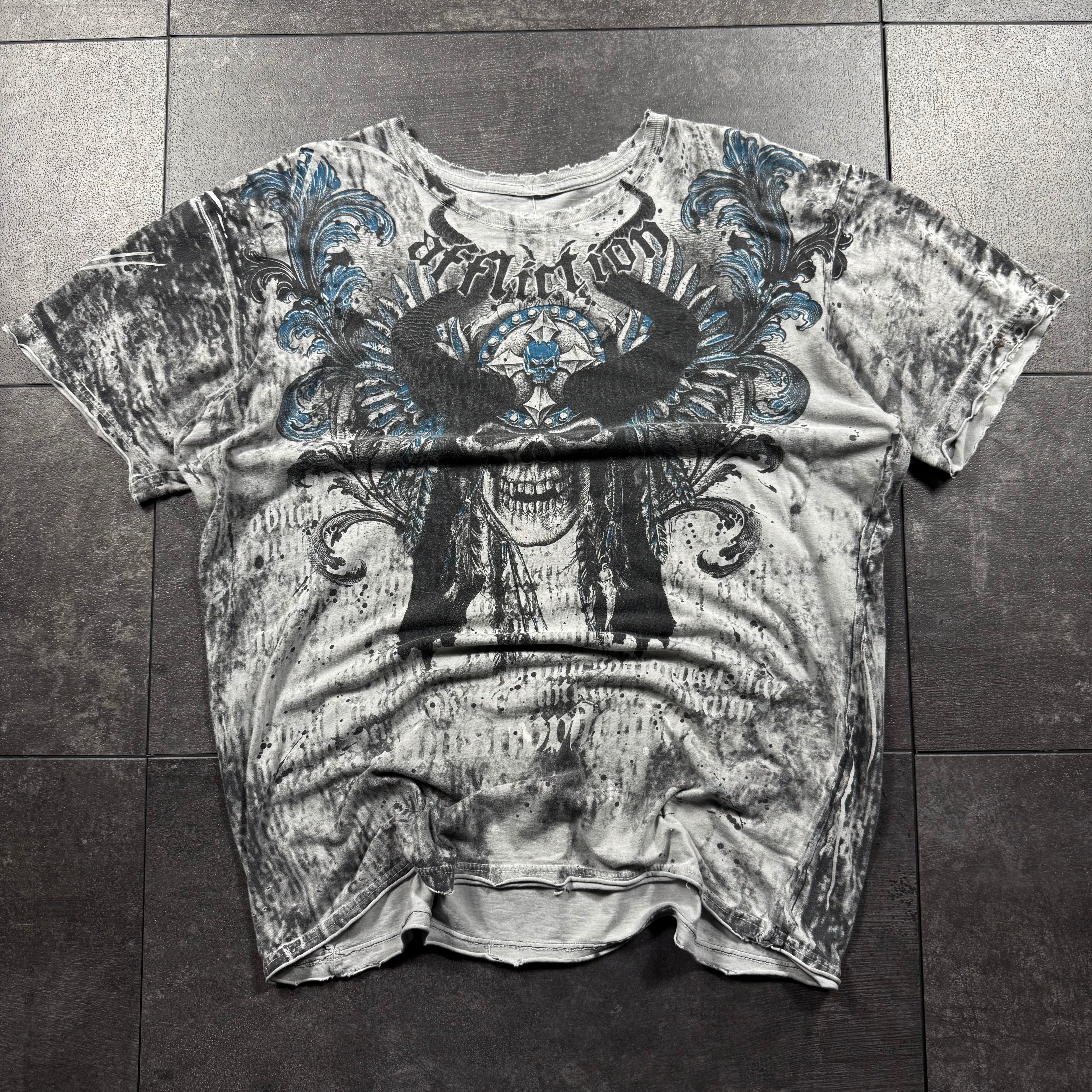 (rare) 2000s Affliction Shirt (XL)