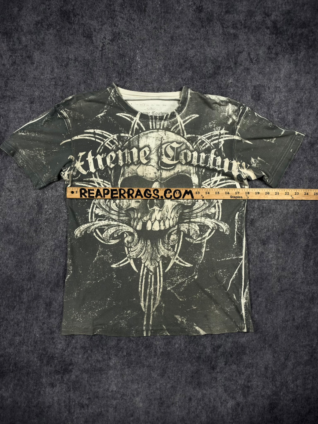 (RARE) 2000s XTREME COUTURE SHIRT (S)