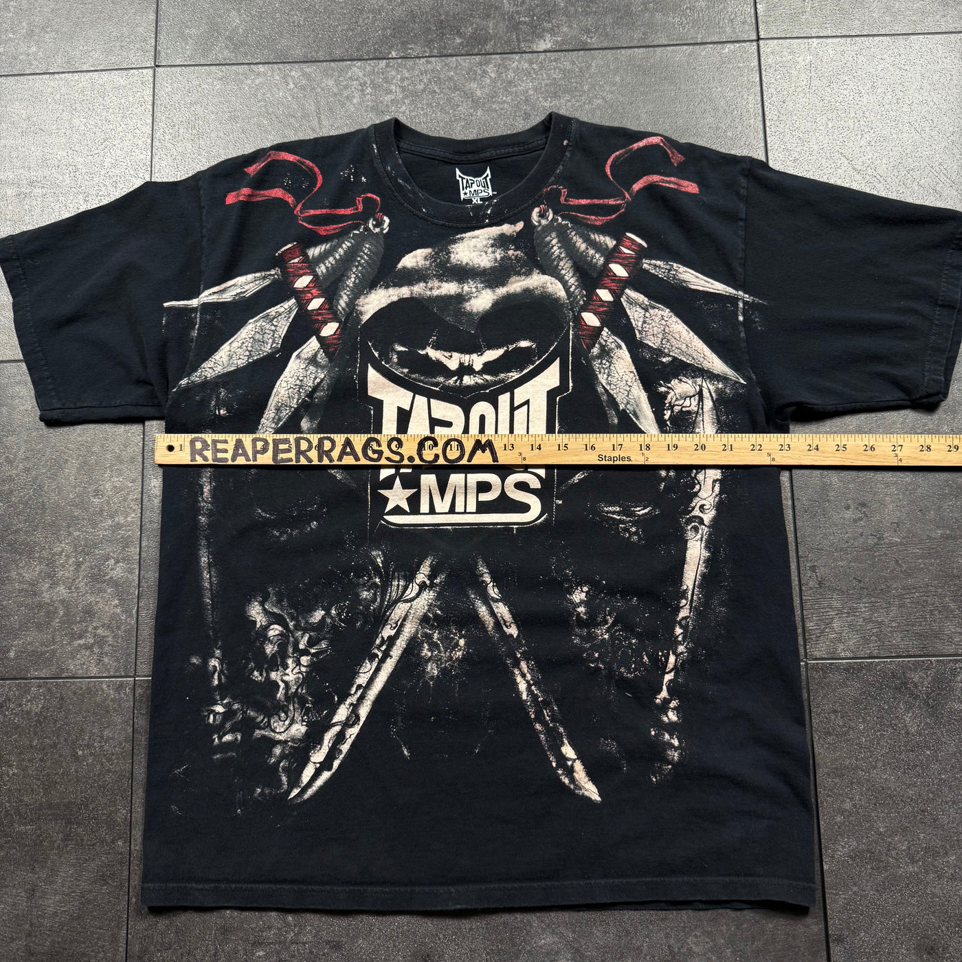 (rare) 2000s Tapout Shirt (XL)