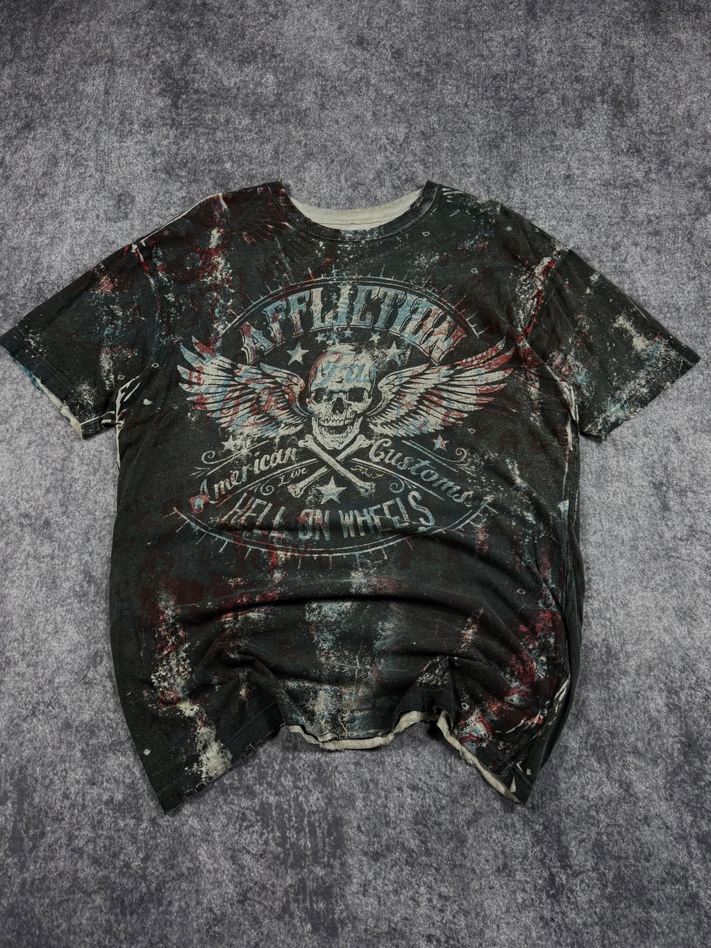 (rare) 2000s affliction shirt (XL)