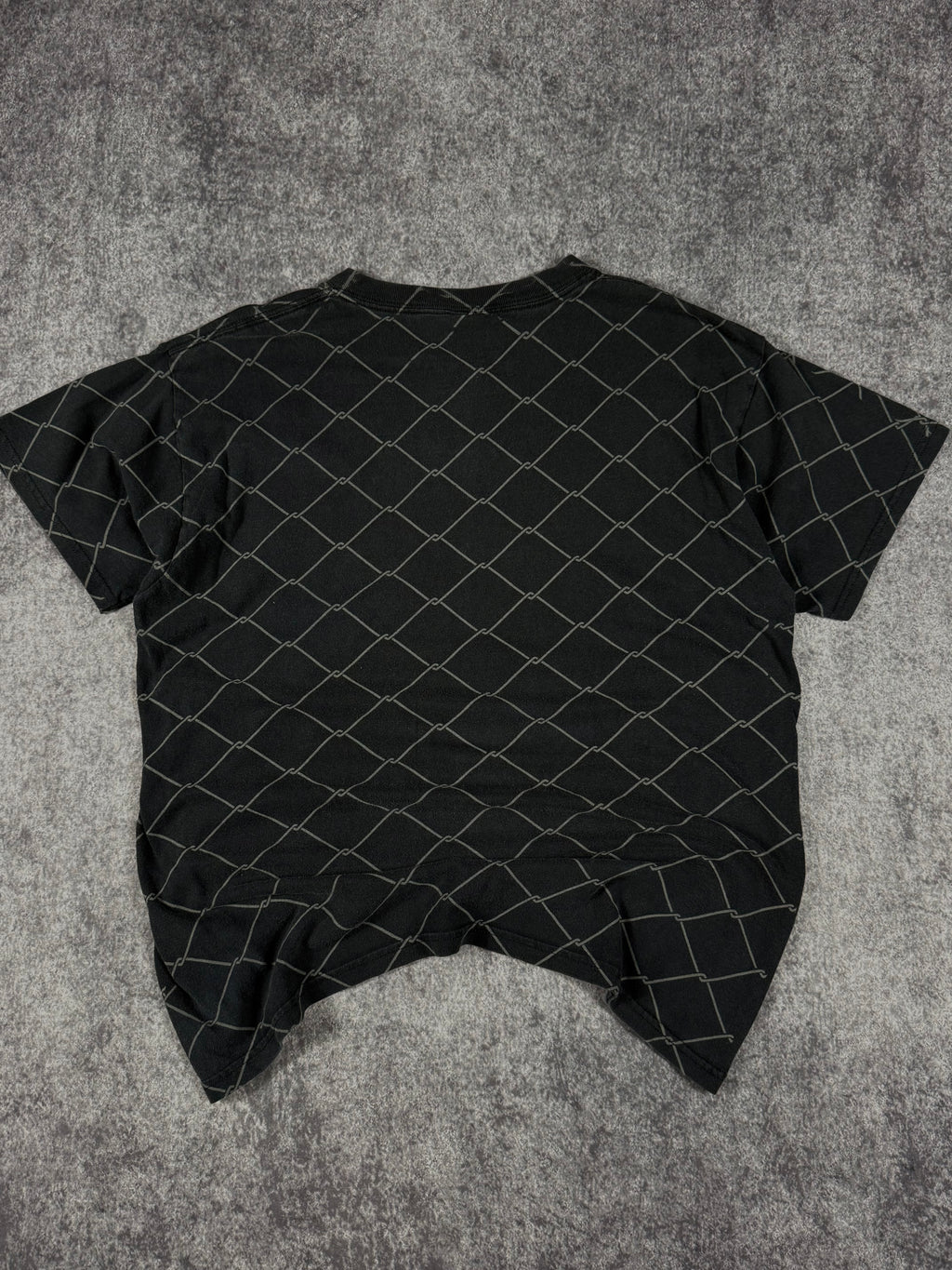 (rare) 2000s tapout chrome shirt (L)