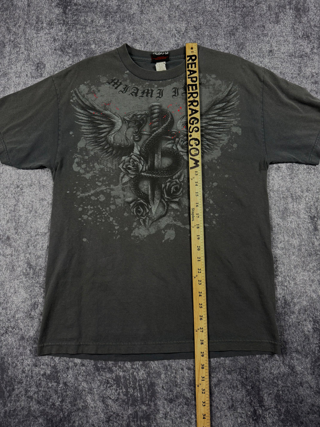 (rare) 2000s miami ink shirt (M)