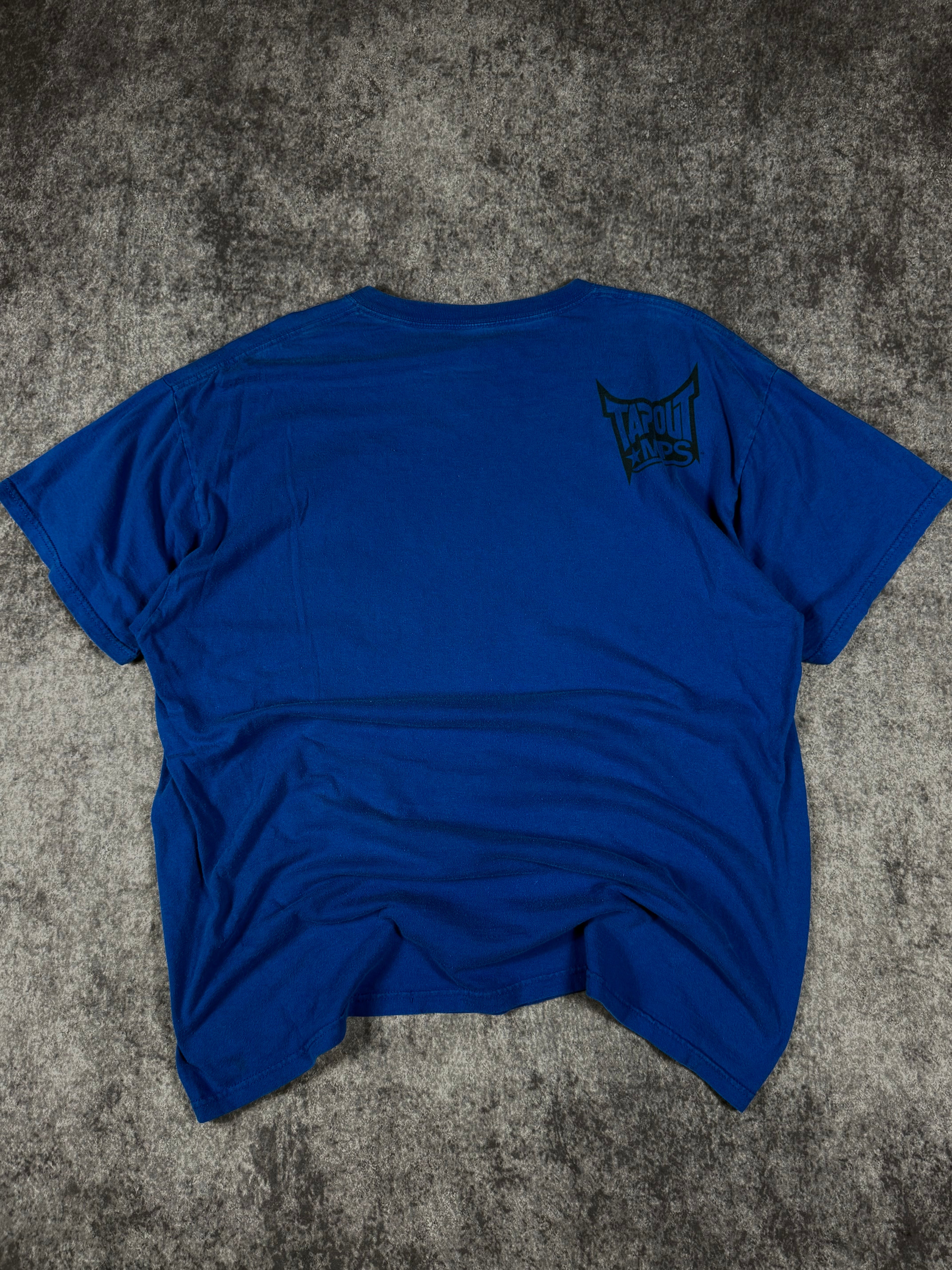 (rare) 2000s tapout shirt (XL)