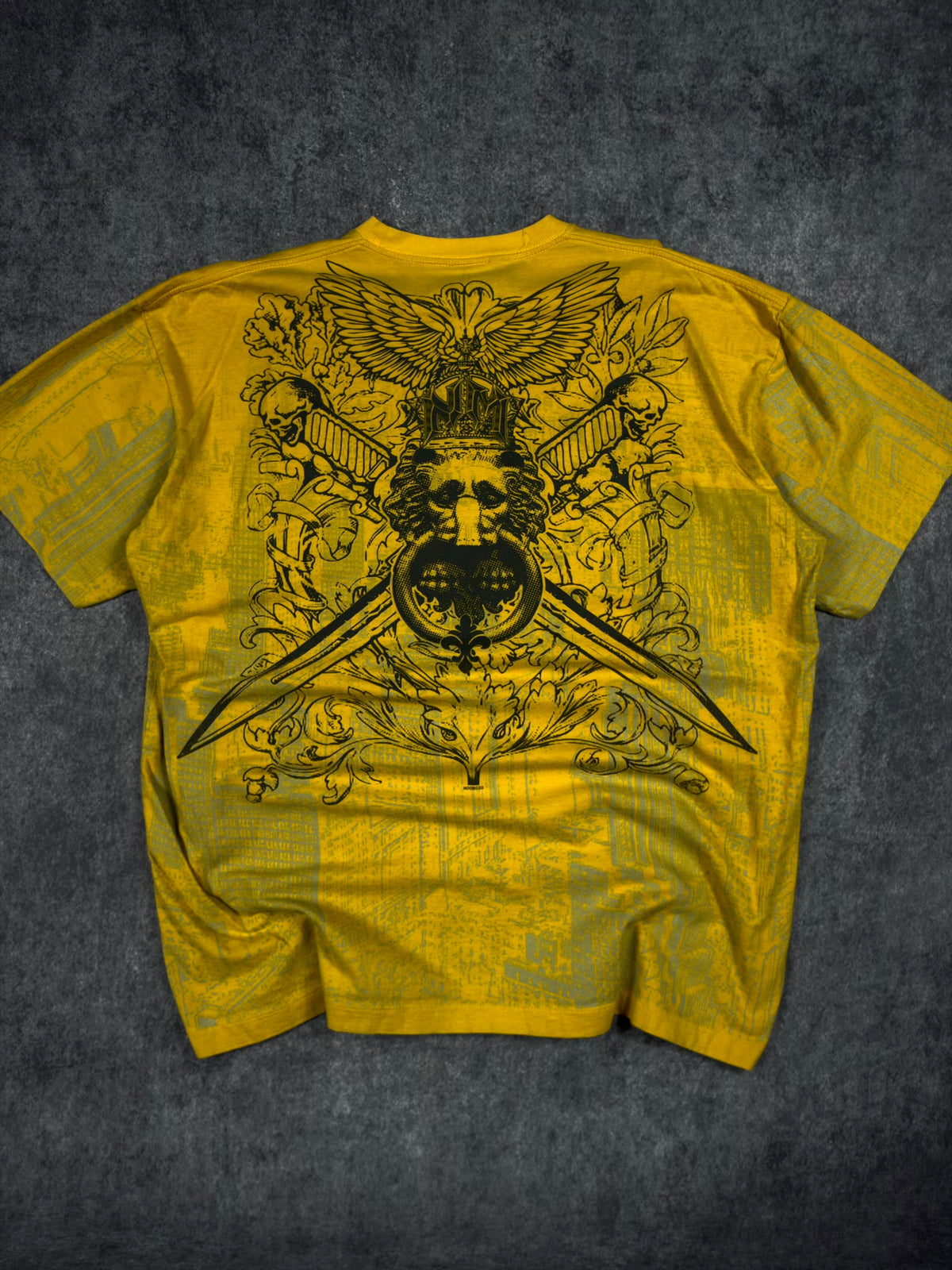 (RARE) 2000s CHROME WINGED SKULL SHIRT (XL)