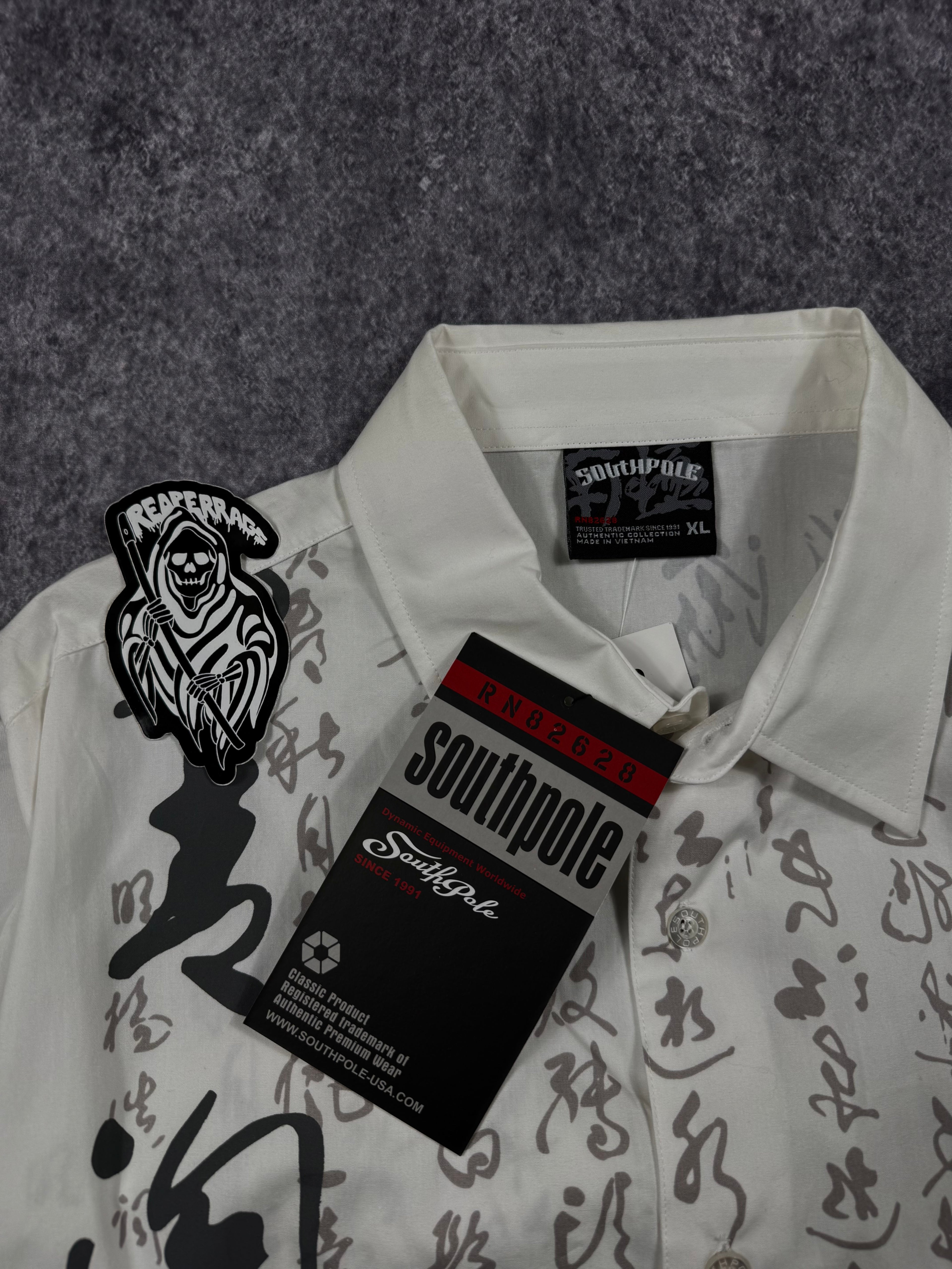 (rare) 2000s southpole button-up shirt (XL)