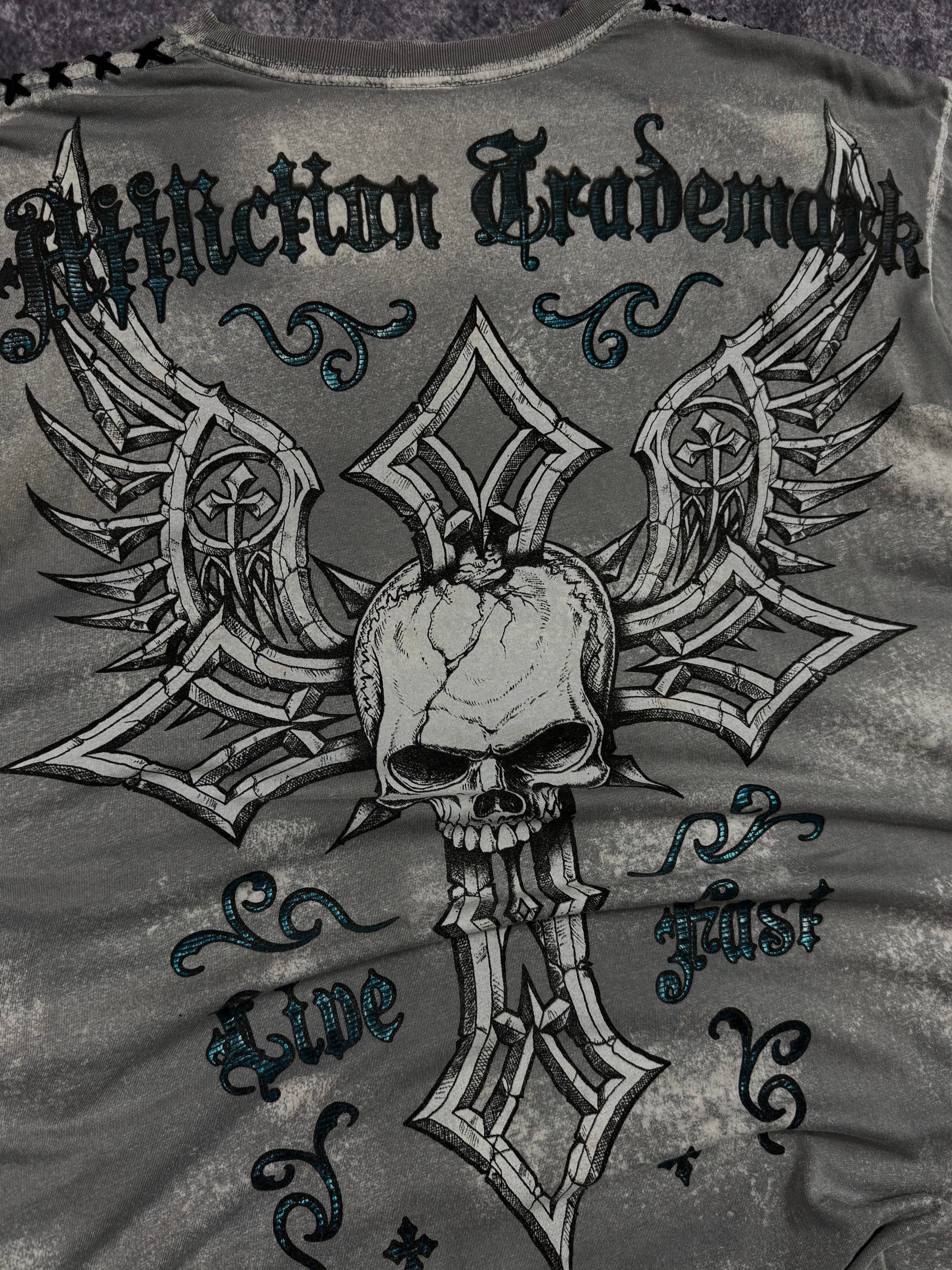 (rare) 2000s affliction chrome shirt (XL)