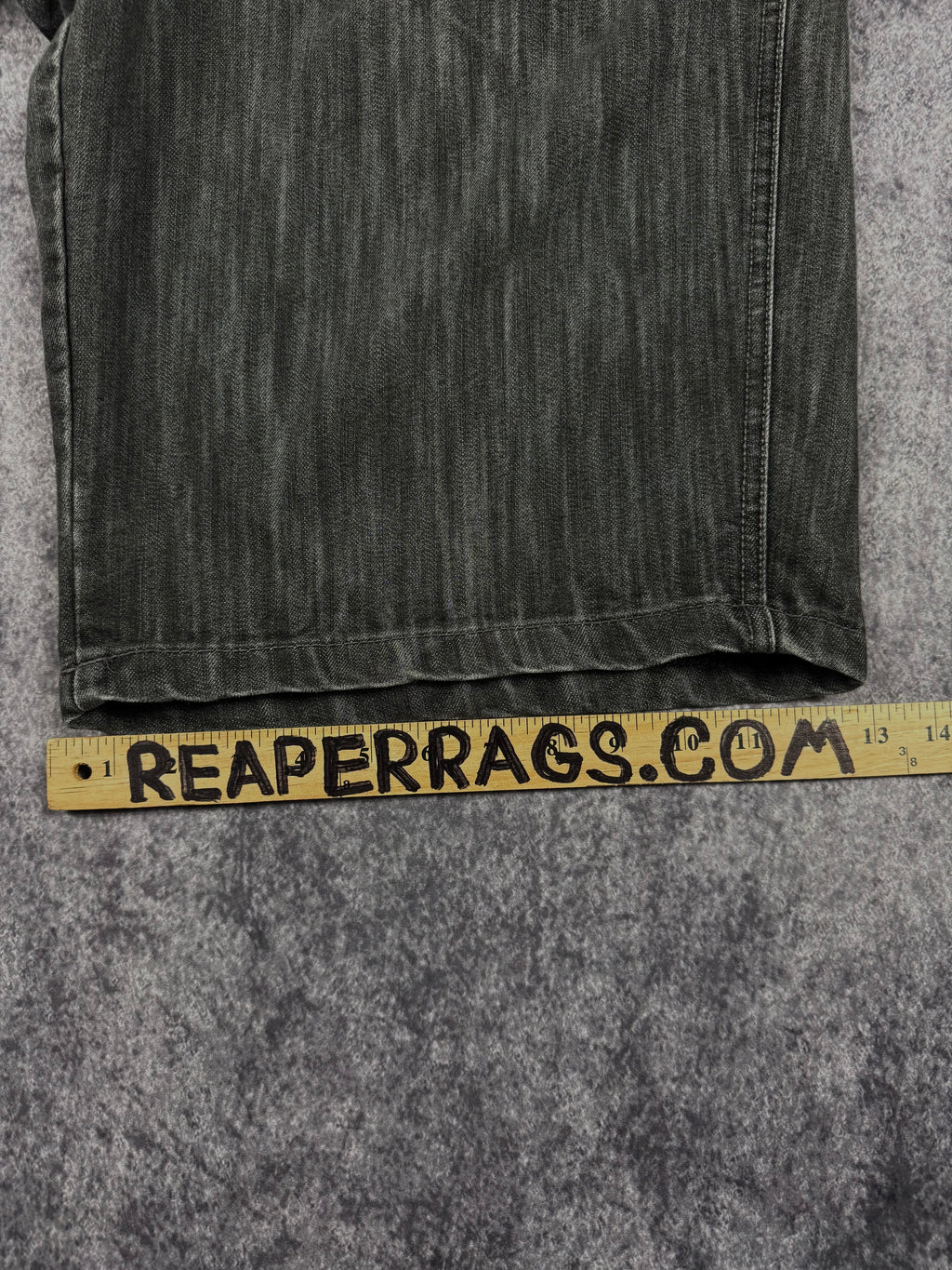 (rare) 2000s southpole red tab jorts (34)