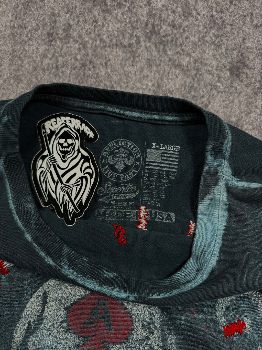 2000s affliction shirt (XL)