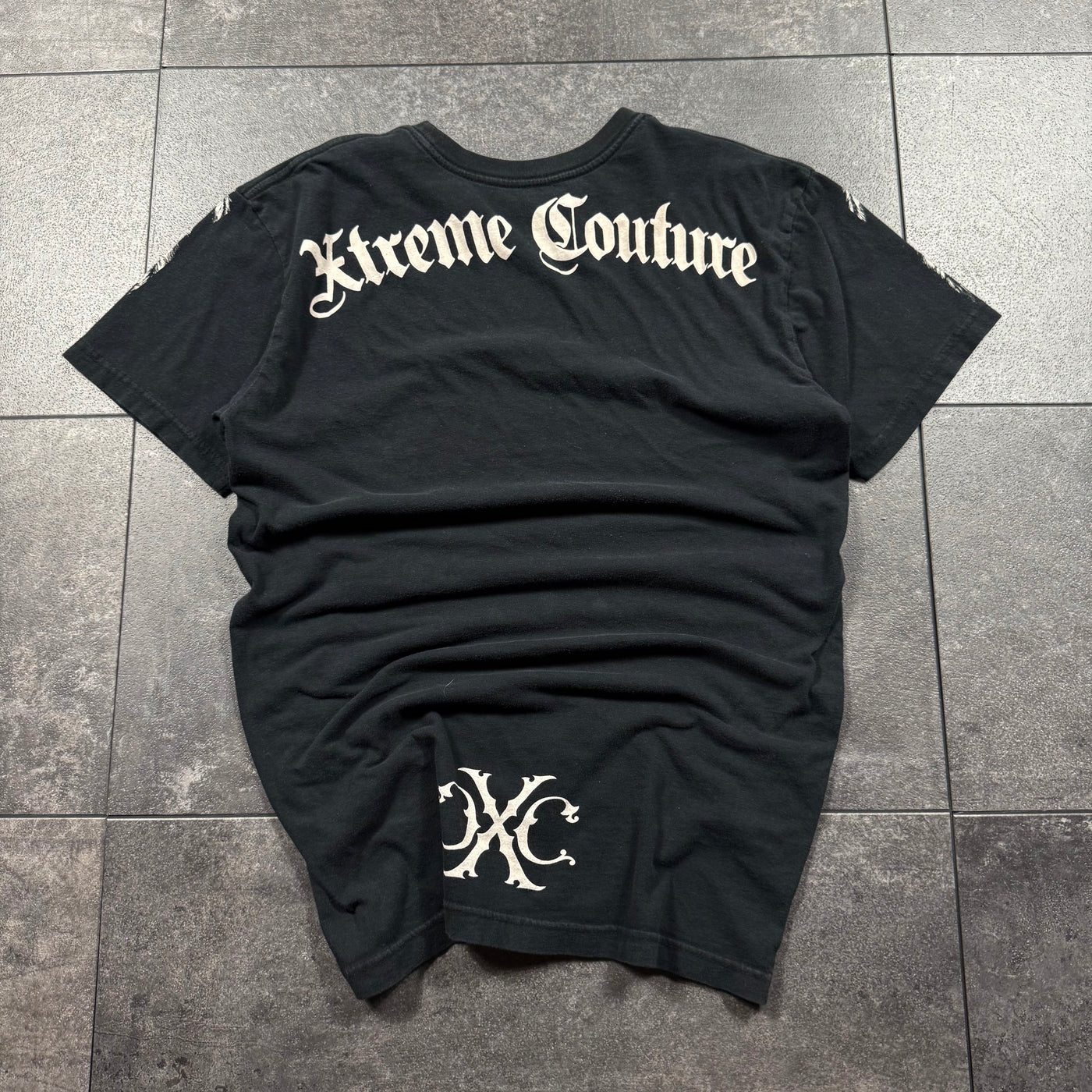 (rare) 2000s Xtreme Couture Shirt (S)