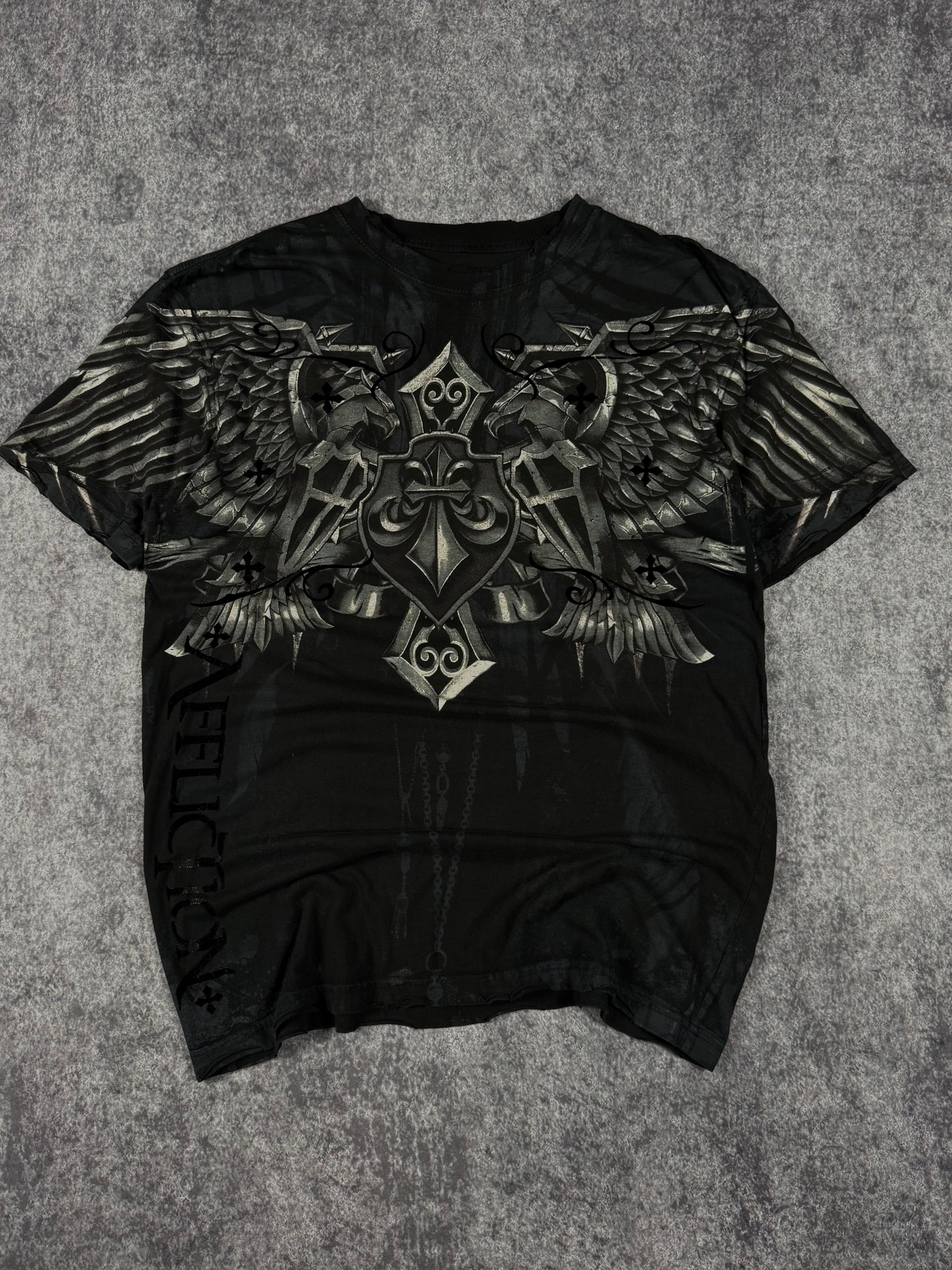 (rare) 2000s affliction shirt (S)