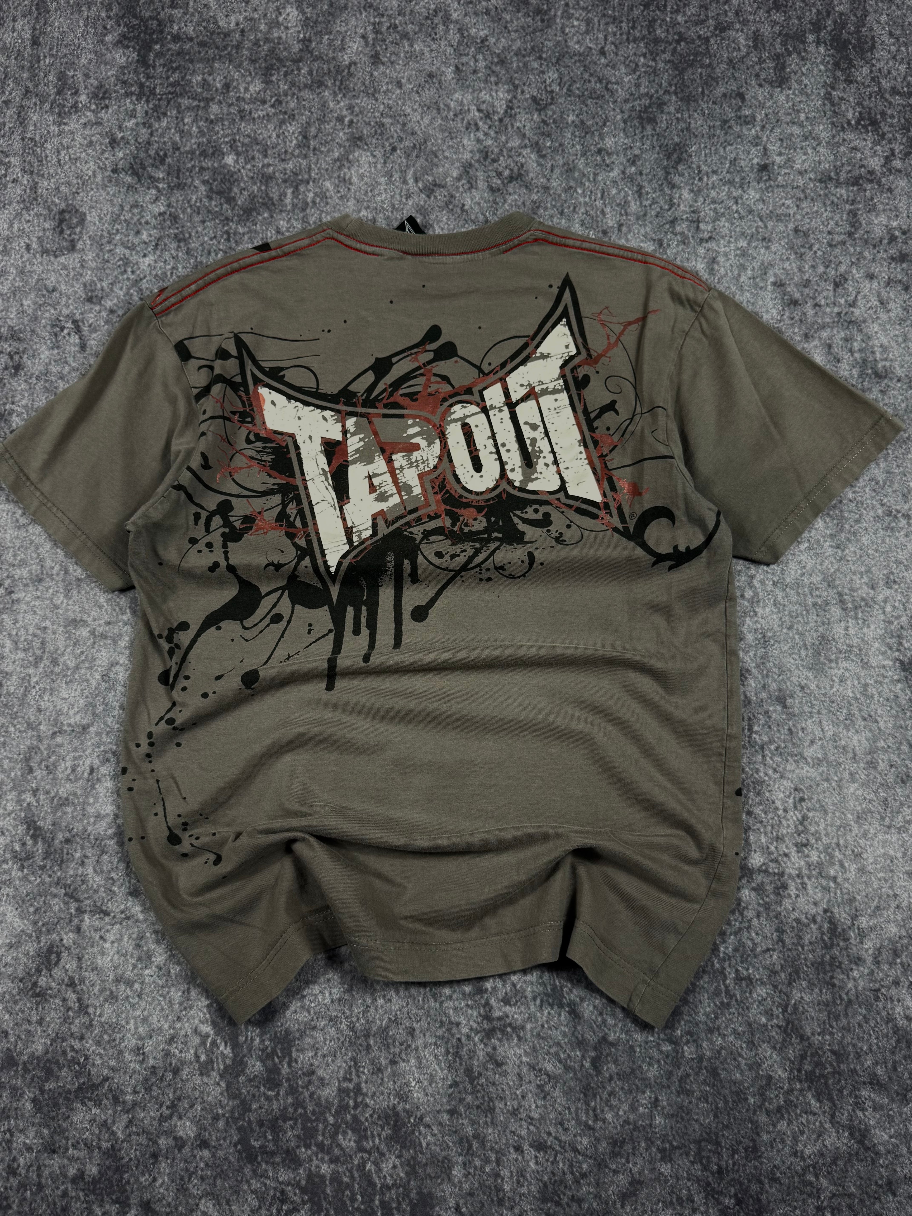 (rare) 2000s tapout chrome shirt (S)
