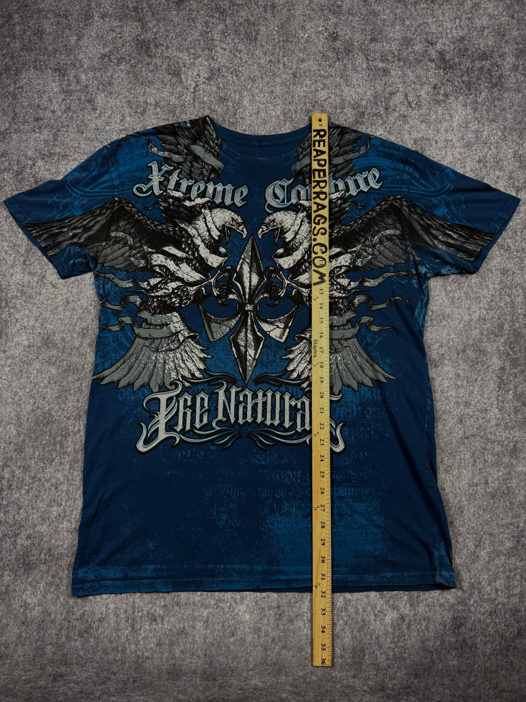 (rare) 2000s xtreme couture shirt (L)