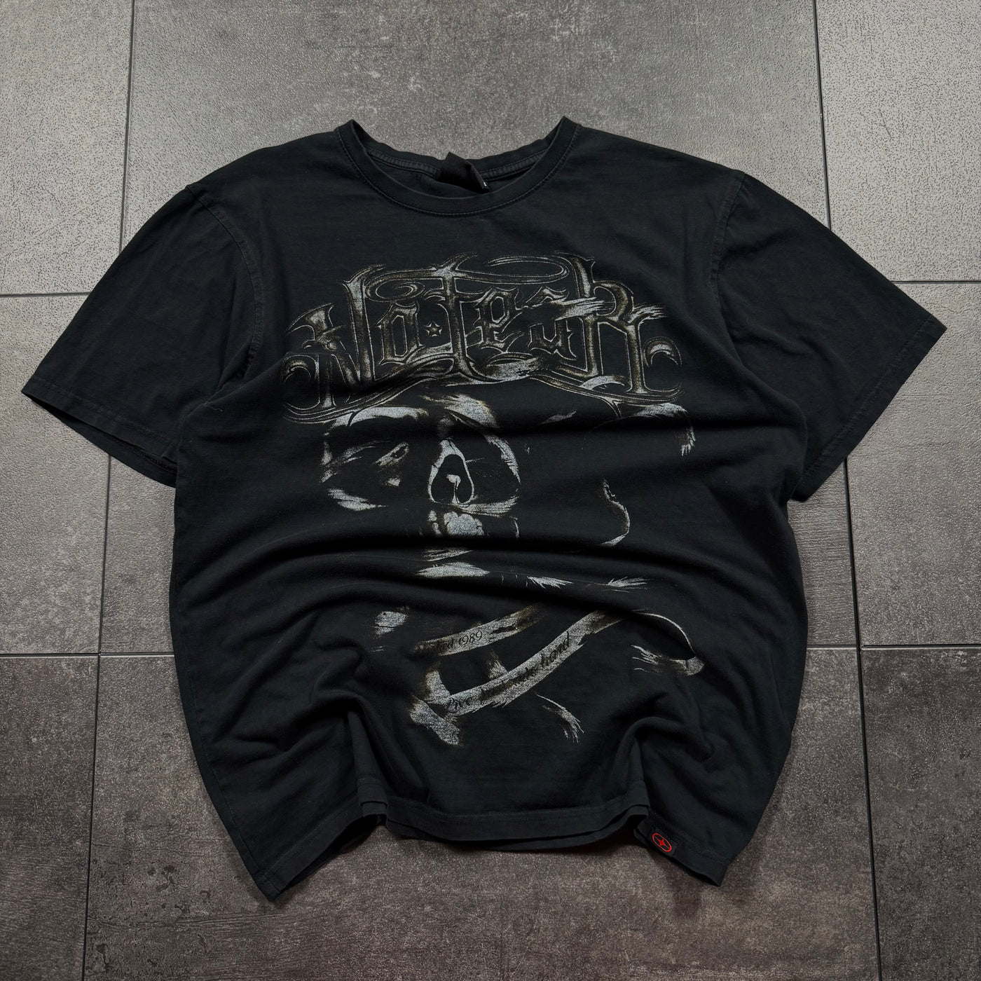 (rare) 2000s no fear shirt (M)