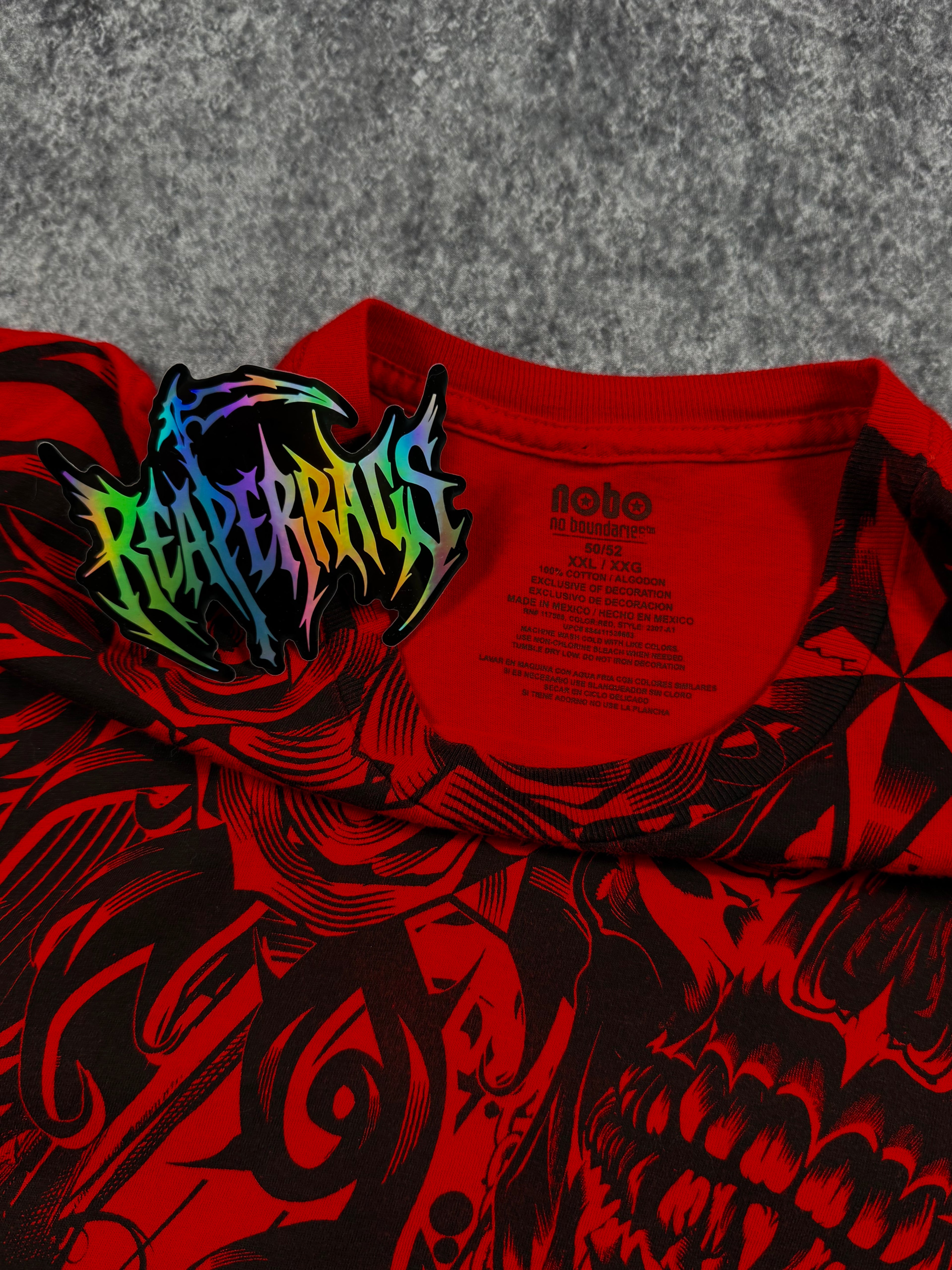 (rare) 2000s no boundaries shirt (XXL)