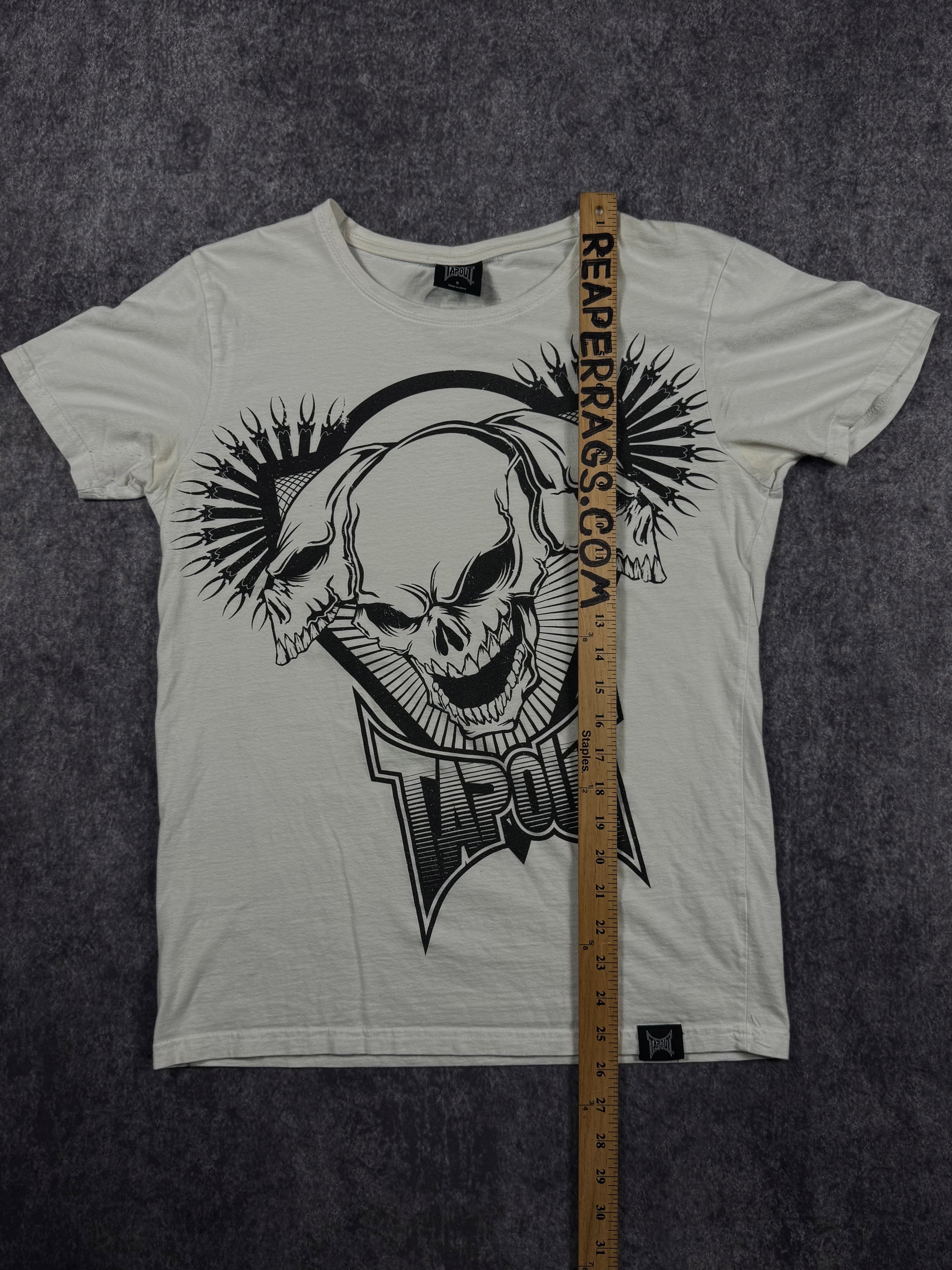 (rare) 2000s tapout shirt (S)