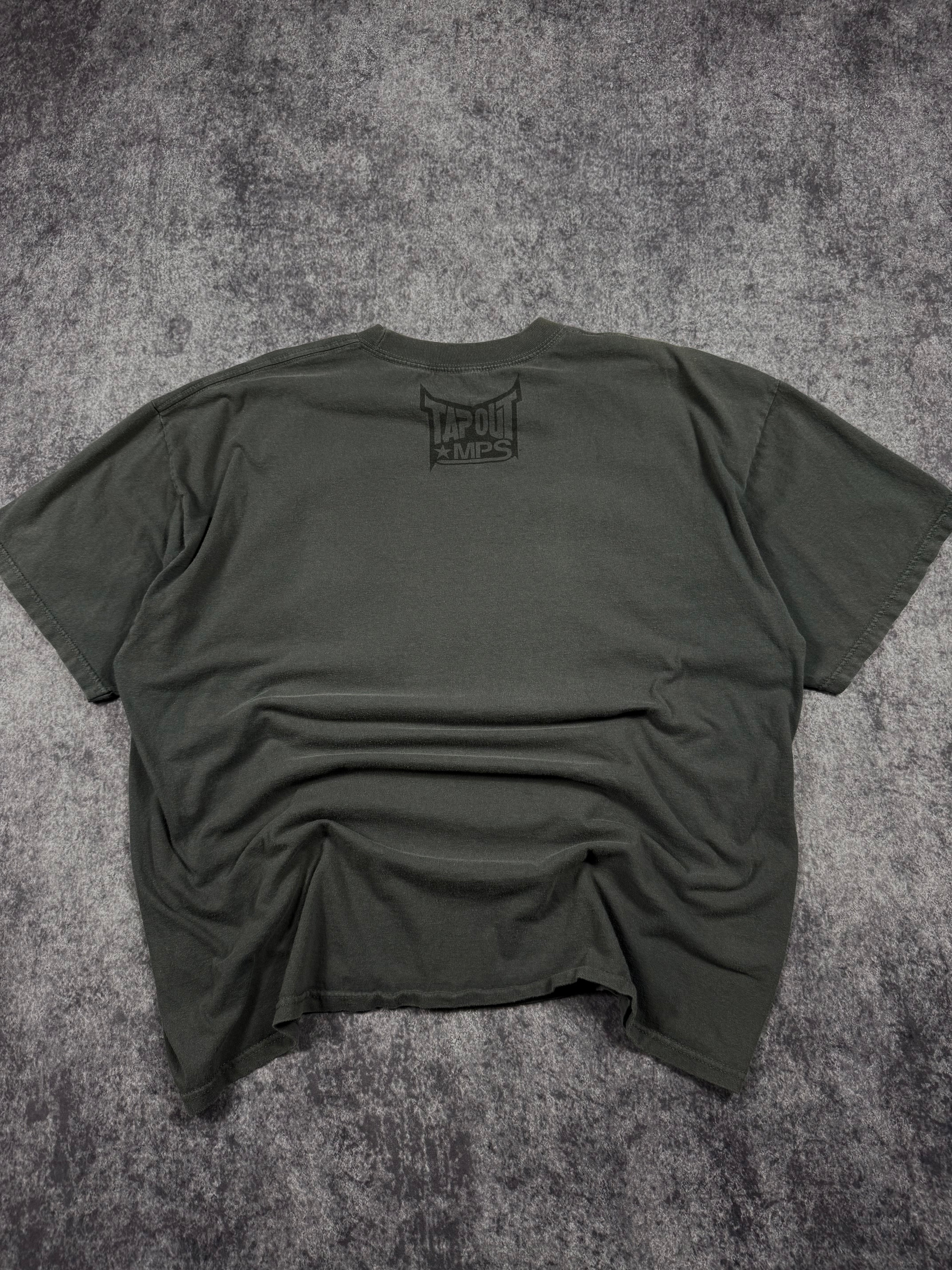 (rare) 2000s tapout shirt (XXL)