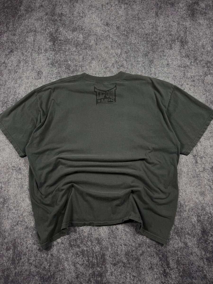 (rare) 2000s tapout shirt (XXL)