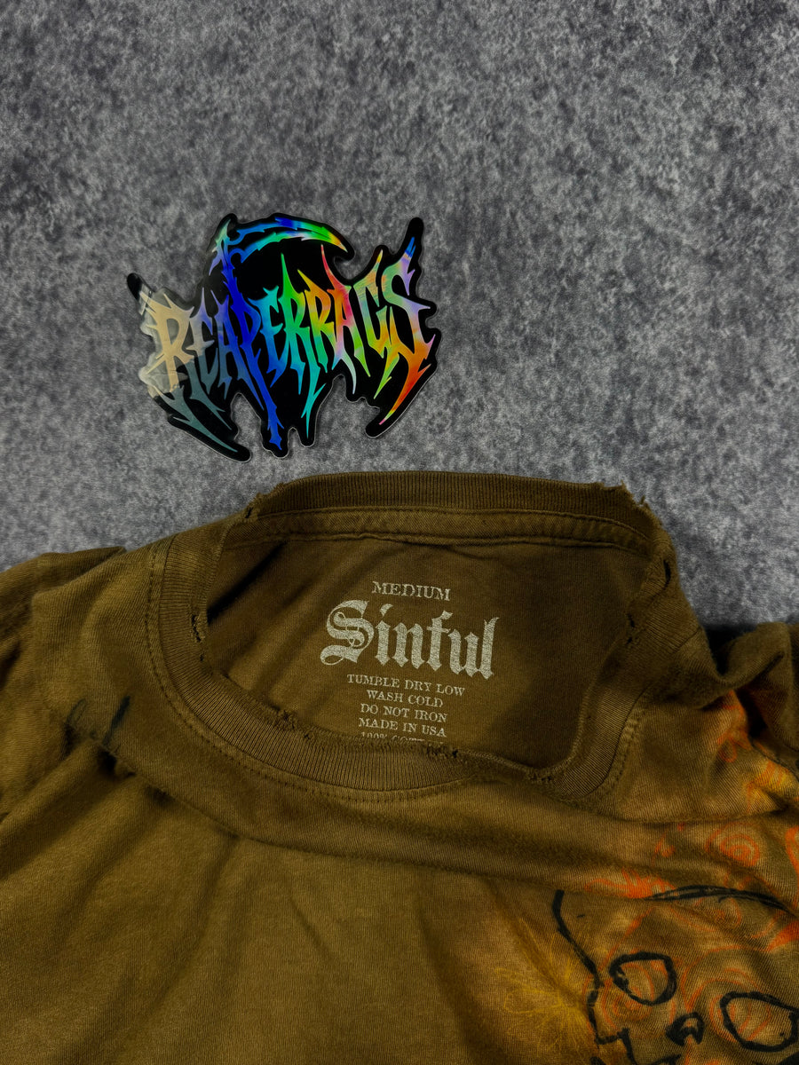 (rare) women’s 2000s sinful x affliction shirt (M)