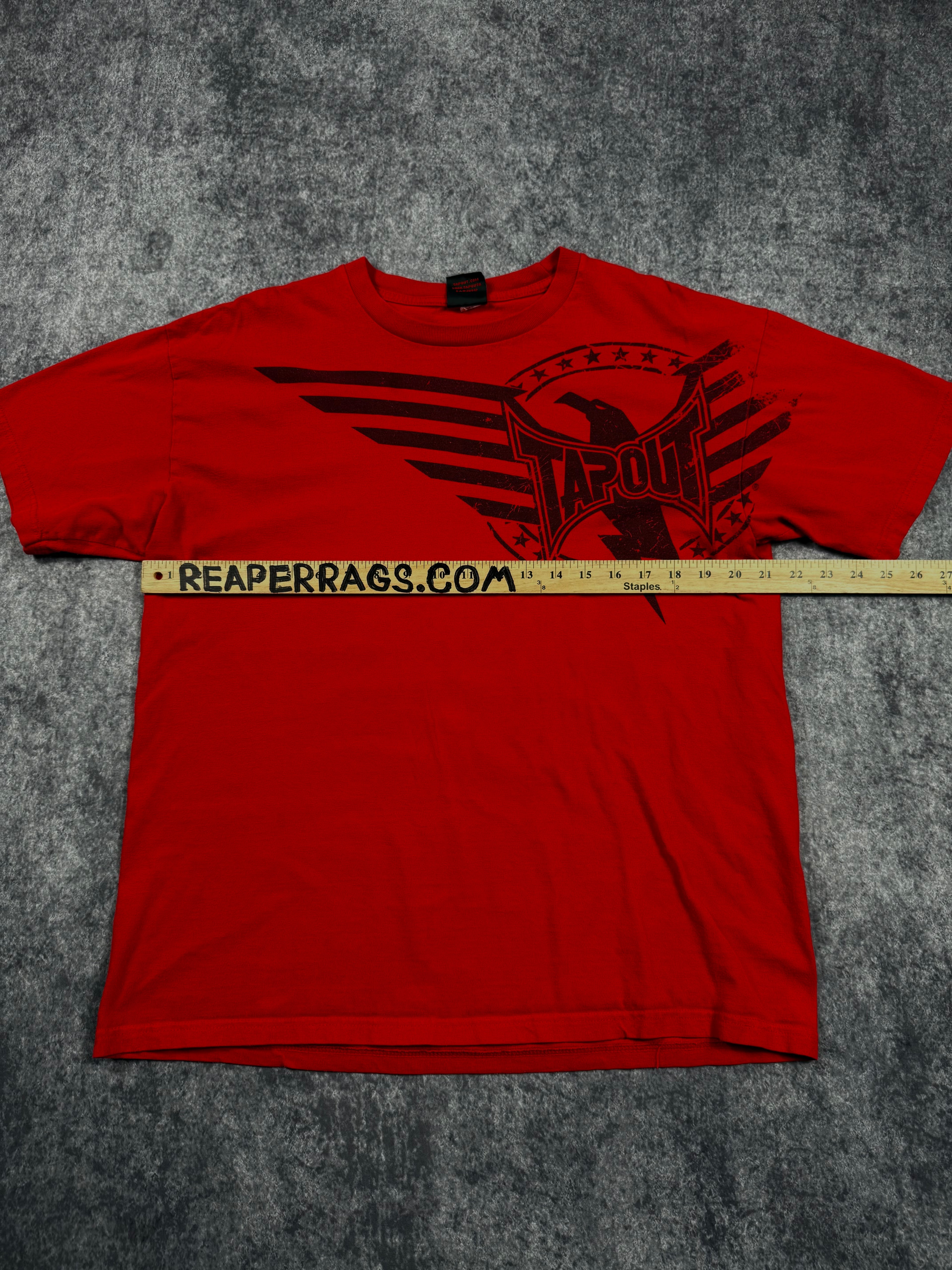 2000s tapout shirt (L)