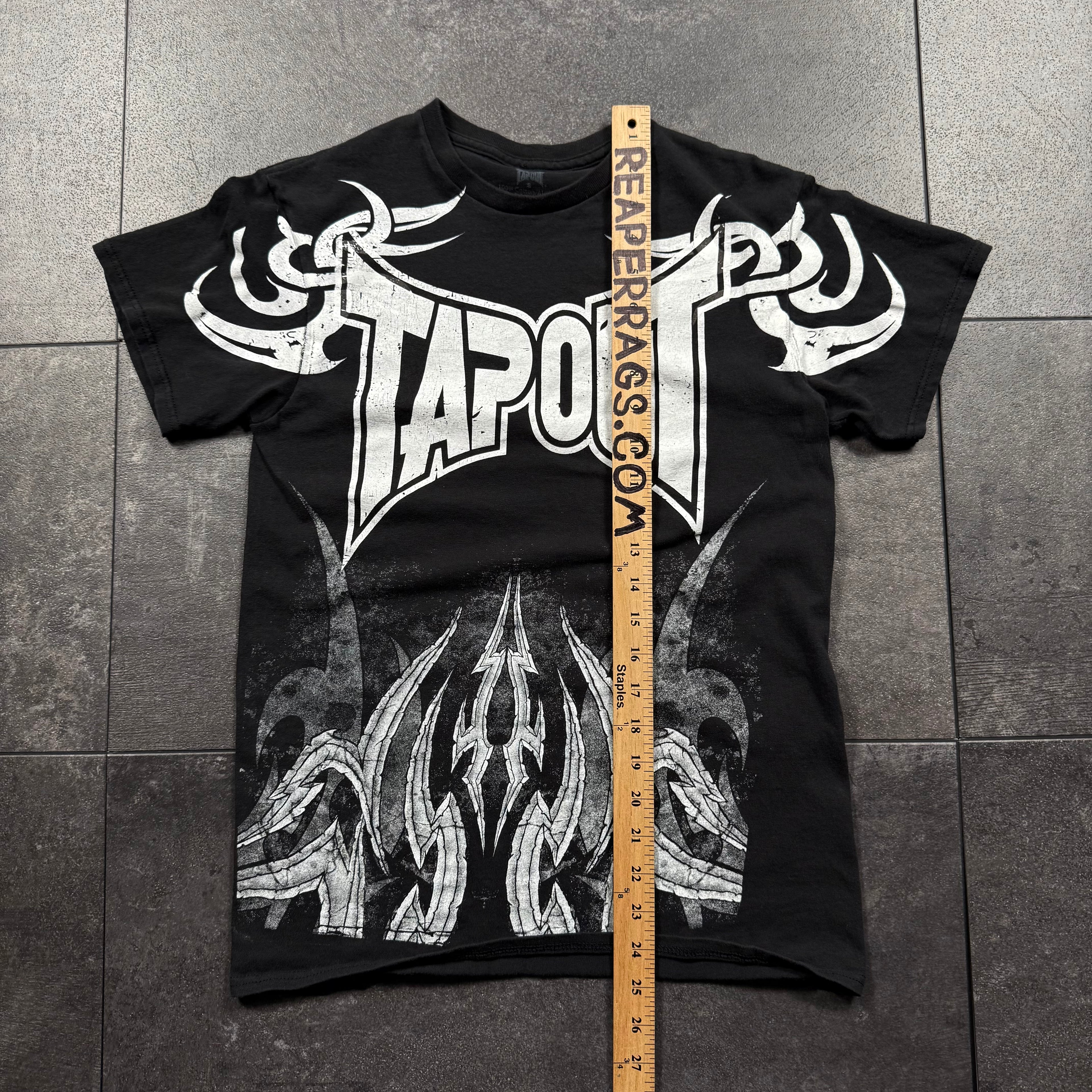 (rare) 2000s Tapout Shirt (XS)