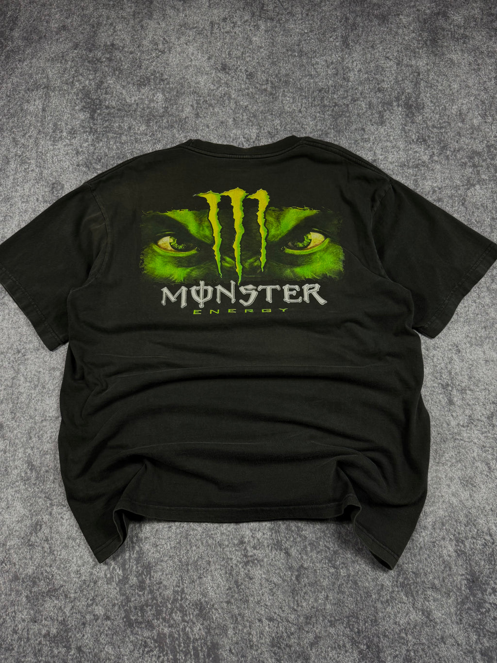 (rare) 2000s monster energy shirt (XL)