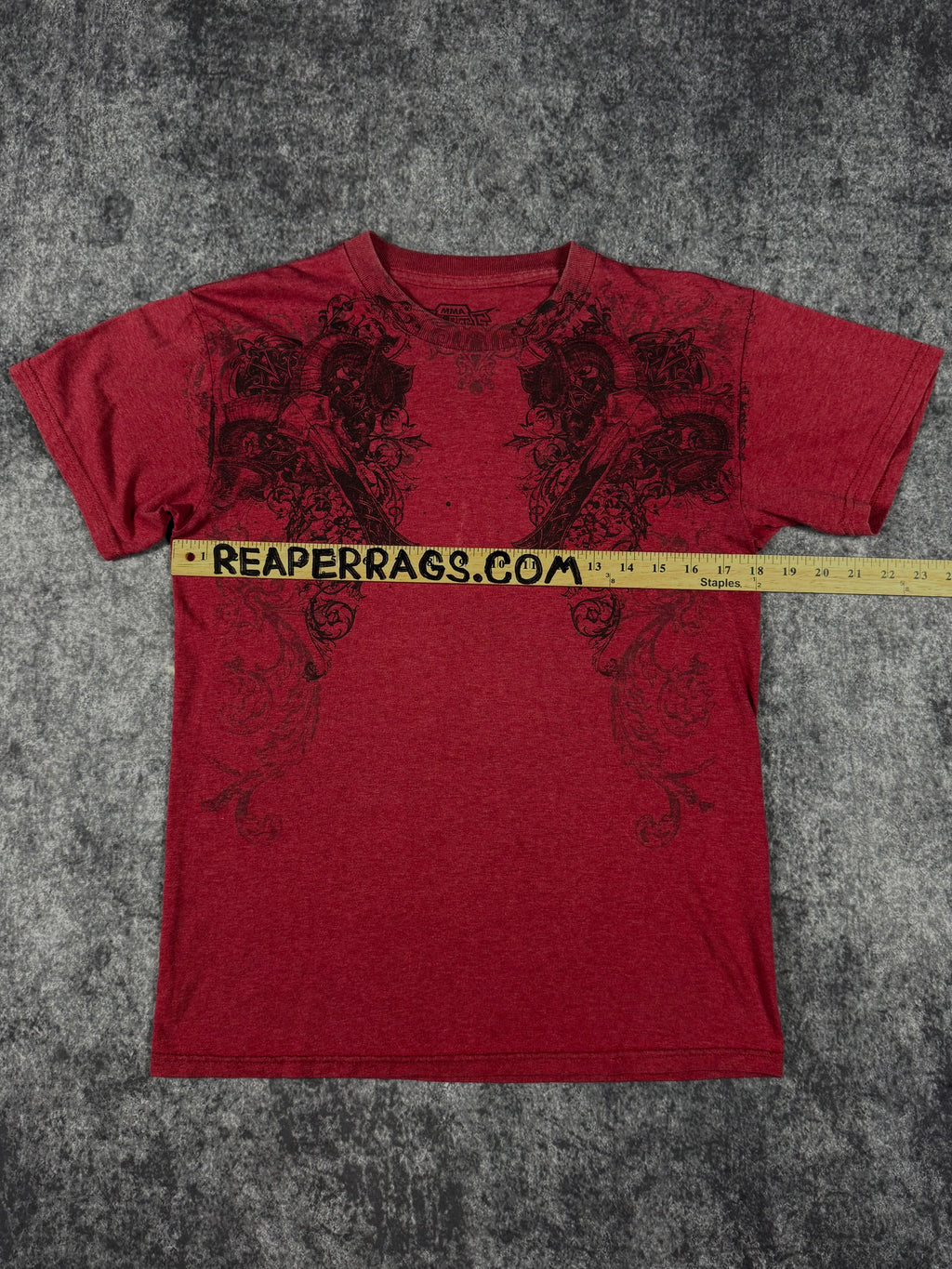 (rare) 2000s mma elite shirt (S)