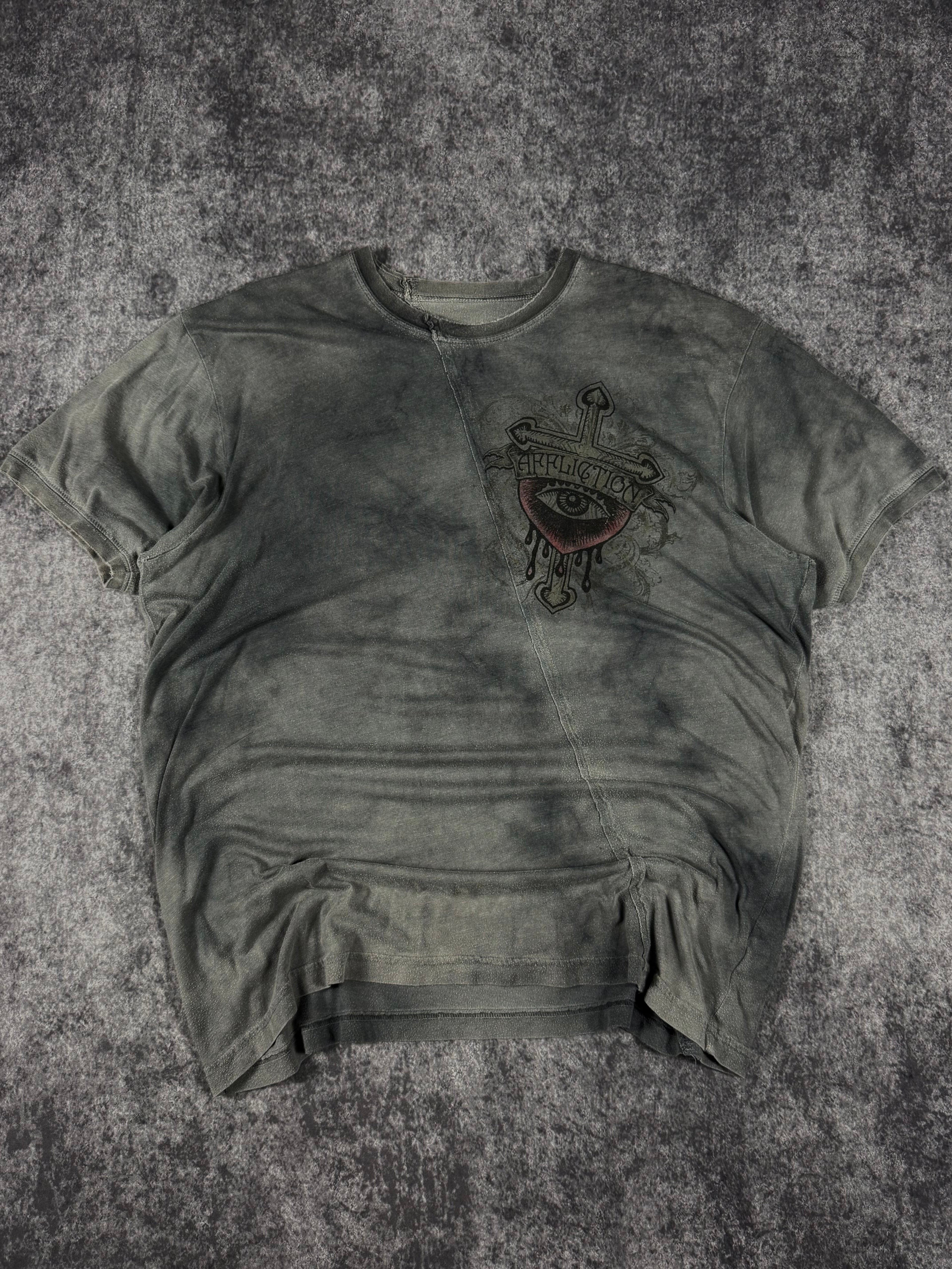 (rare) 2000s affliction shirt (L)