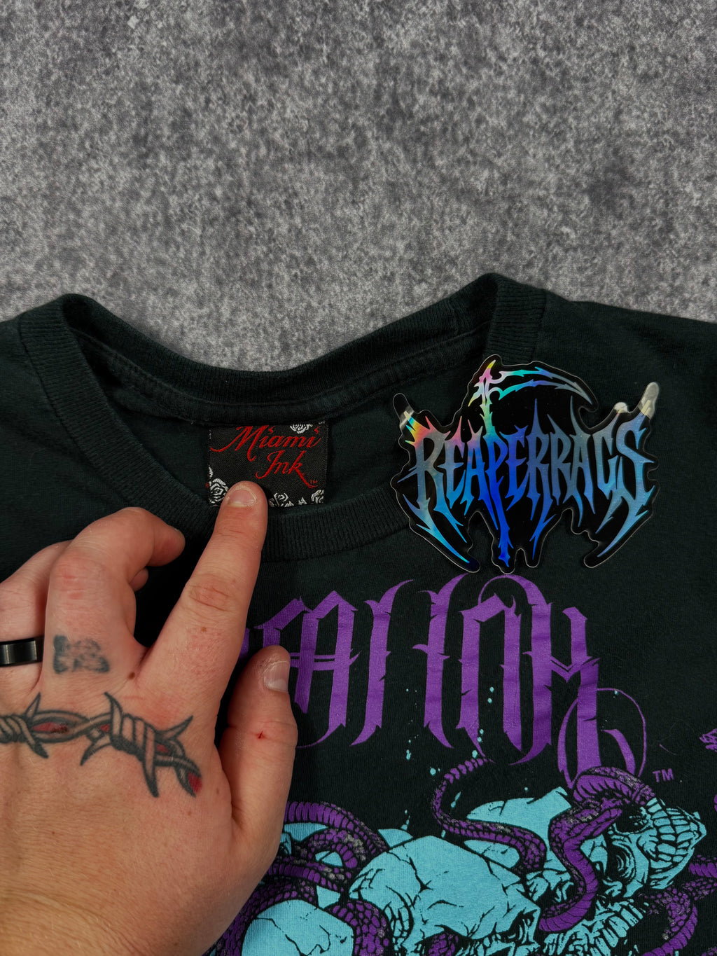(rare) 2000s miami ink shirt (S)