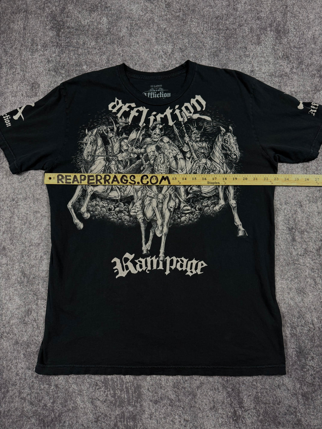 (rare) 2000s affliction x quintin jackson shirt (XL)