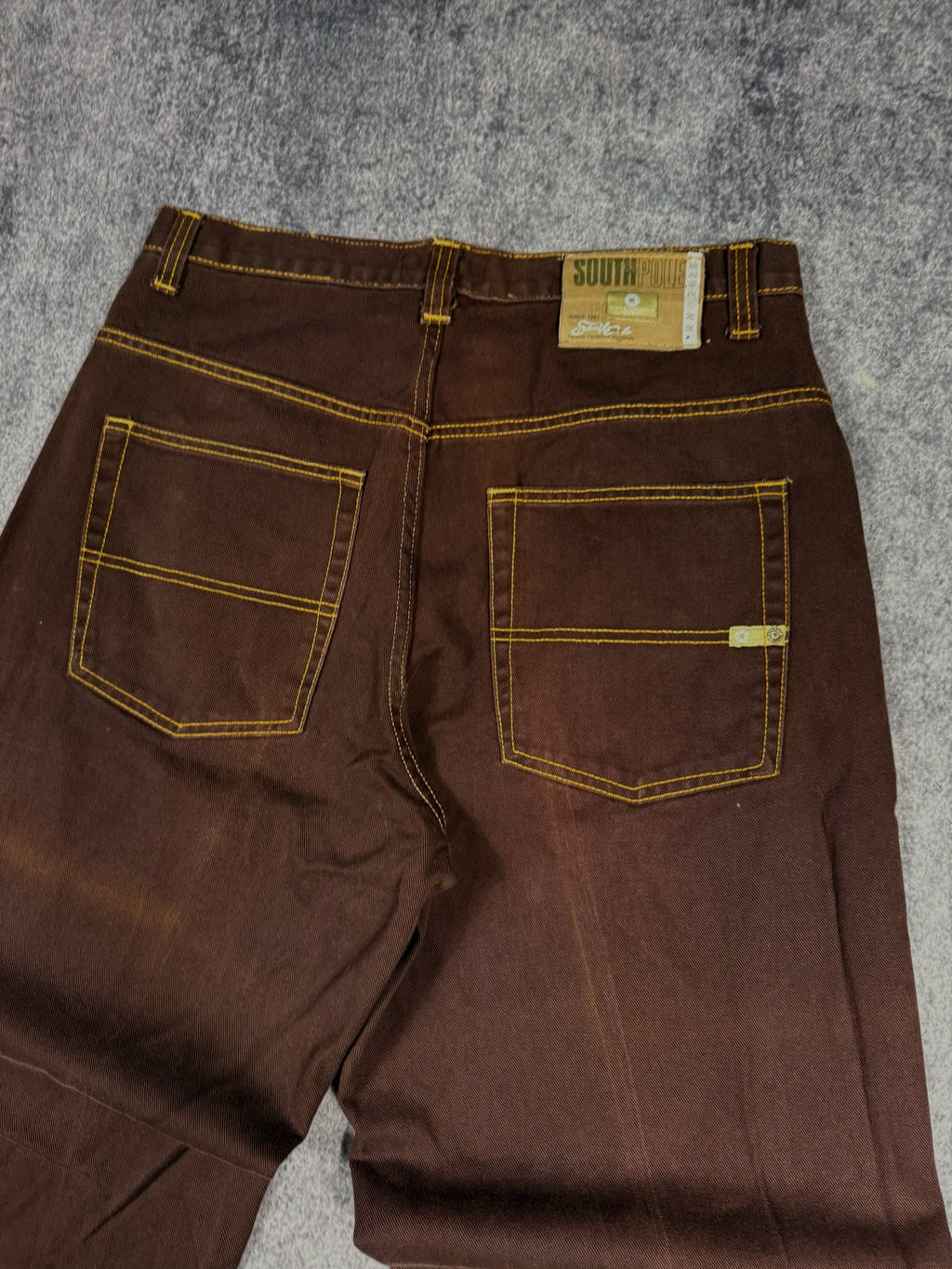 (RARE) 2000s SOUTHPOLE GOLD TAB JEANS (34x31)