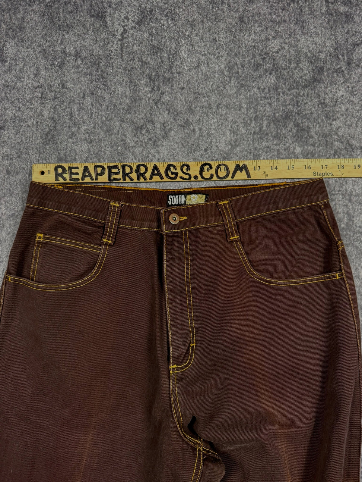 (RARE) 2000s SOUTHPOLE GOLD TAB JEANS (34x31)