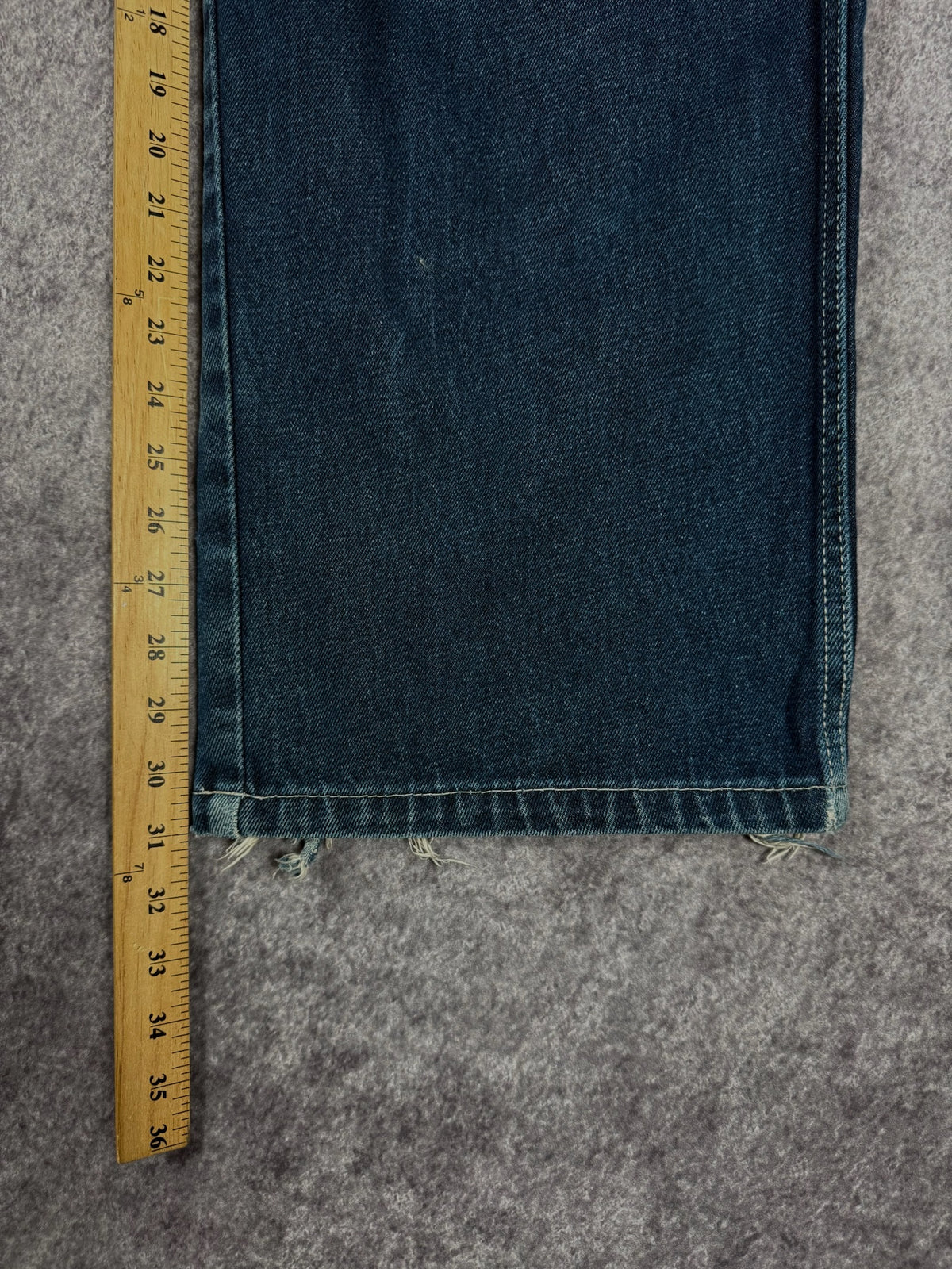 (GRAIL) 2000s SOUTHPOLE EMBROIDERED JEANS (36x31)