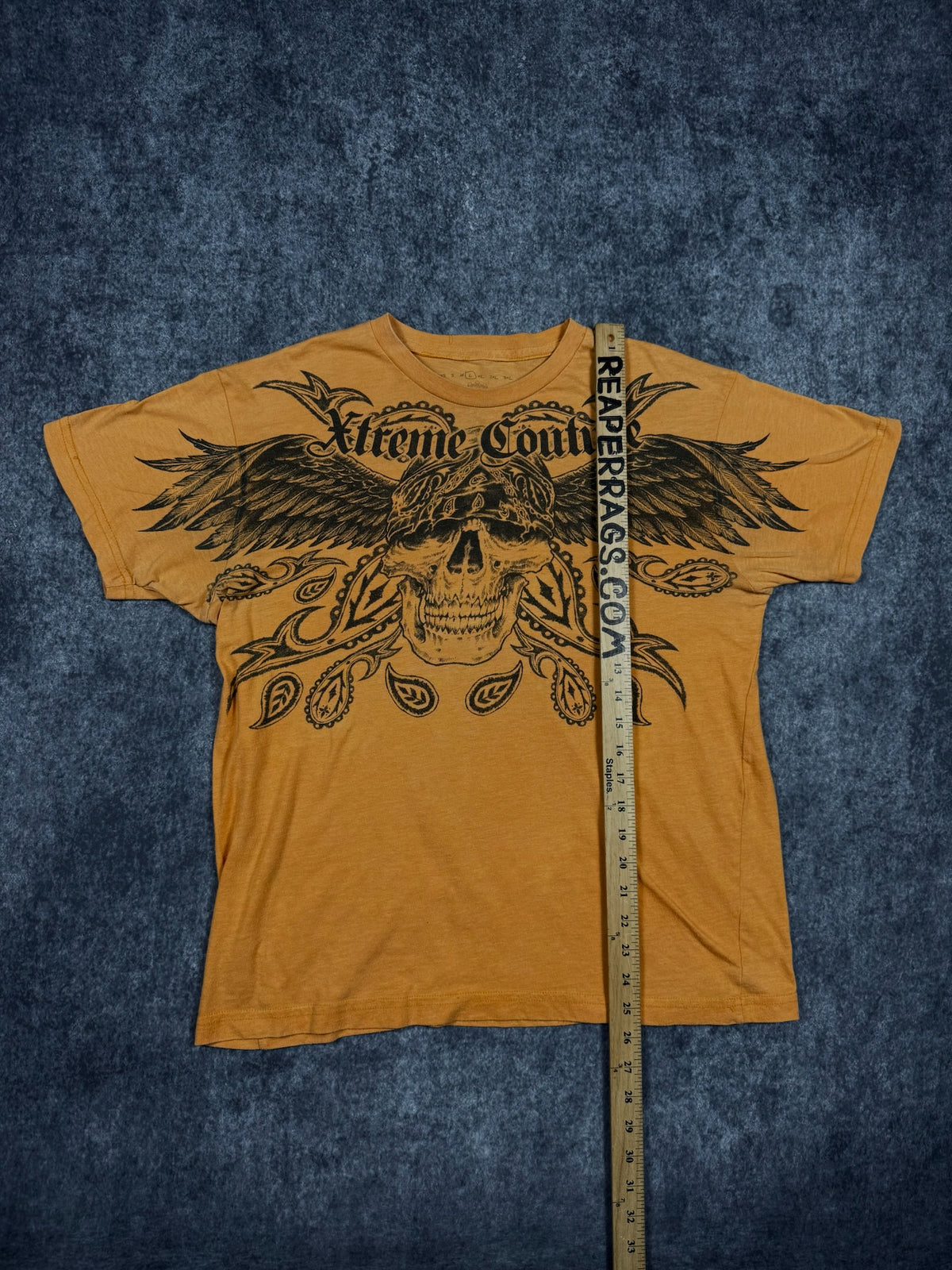 (RARE) 2000s XTREME COUTURE SHIRT (M)
