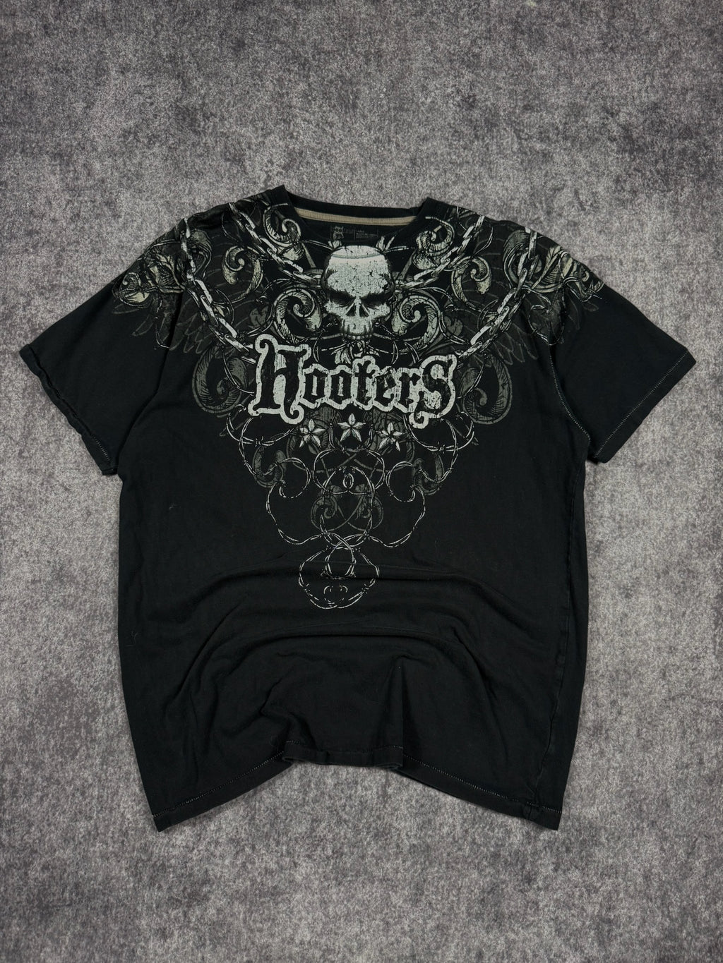 (GRAIL) 2000s HOOTERS SHIRT (L)