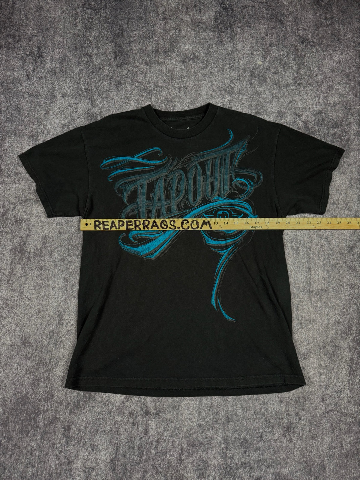 (RARE) 2000s CHROME TAPOUT SHIRT (M)