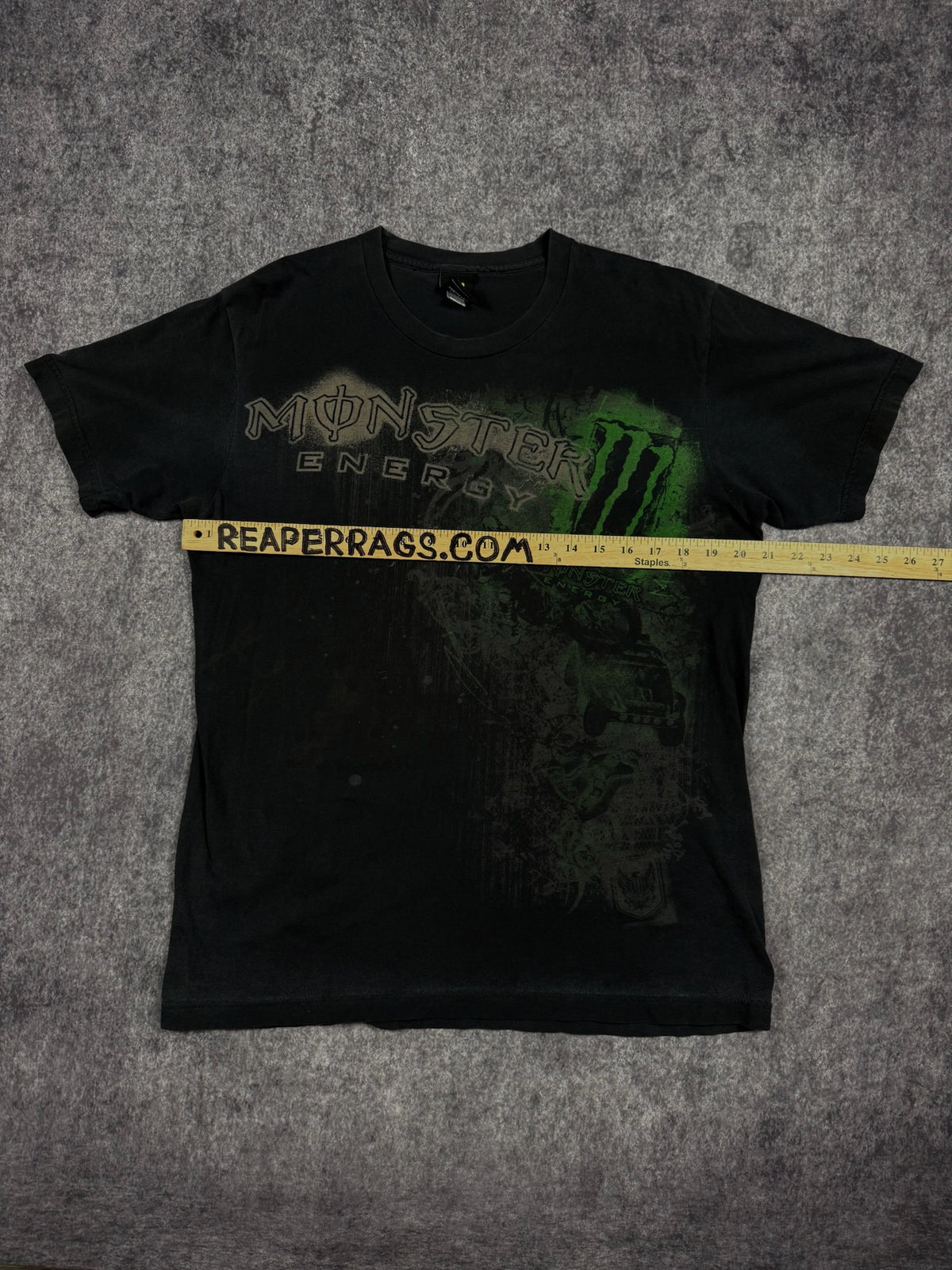 (RARE) 2000s MONSTER ENERGY SHIRT (L)