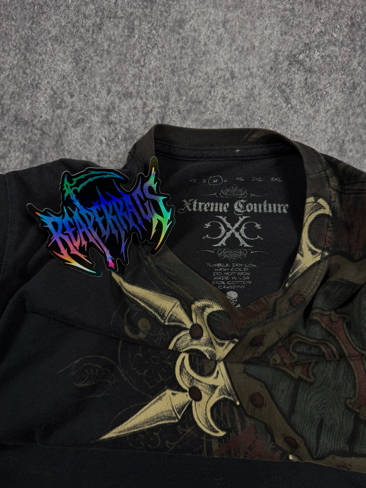 (RARE) 2000s XTREME COUTURE SHIRT (S)