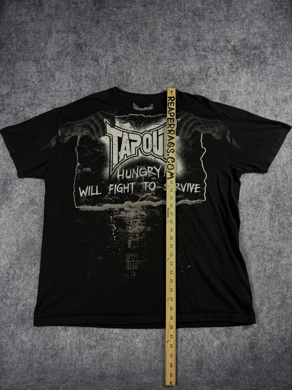 (RARE) 2000s TAPOUT x SIGNATURE SERIES SHIRT (XXL)