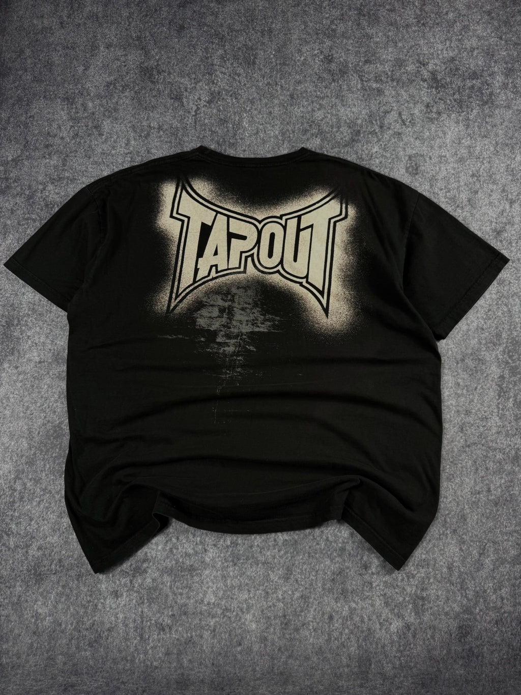 (RARE) 2000s TAPOUT x SIGNATURE SERIES SHIRT (XXL)