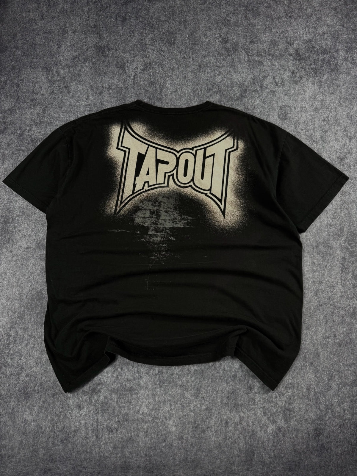 (RARE) 2000s TAPOUT x SIGNATURE SERIES SHIRT (XXL)